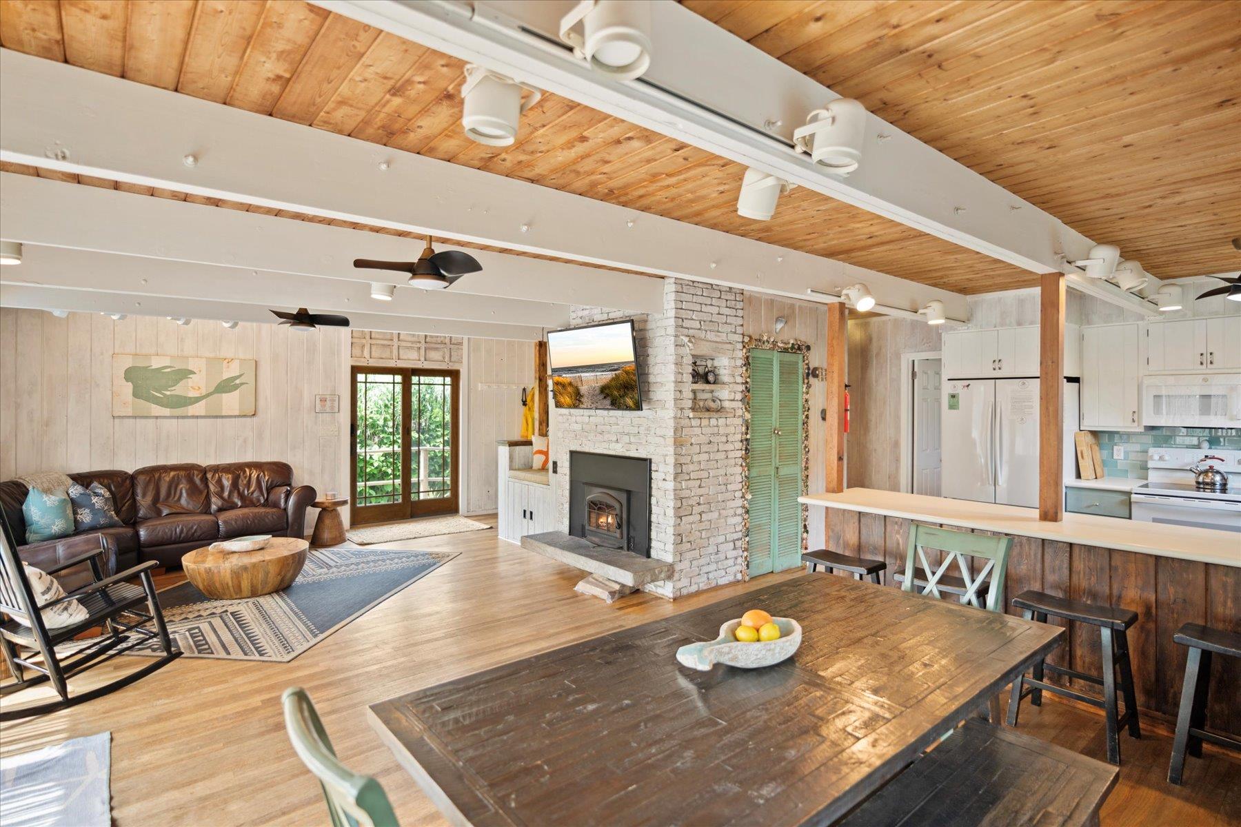 #20 photo, 17-18 Bungalow Walk, Ocean Beach , NY 11770