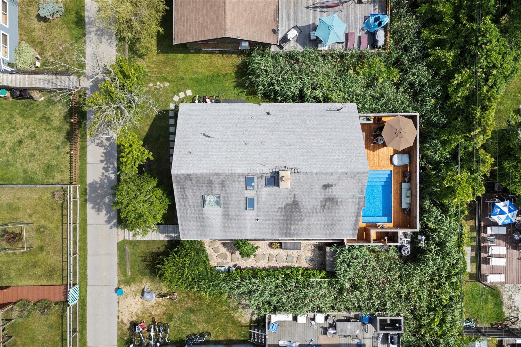 #4 photo, 17-18 Bungalow Walk, Ocean Beach , NY 11770