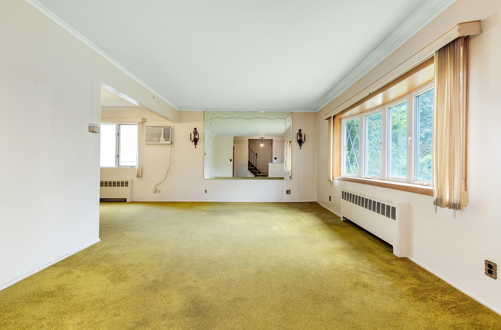 #1 photo, 593 Maude Street, South Hempstead , NY 11550