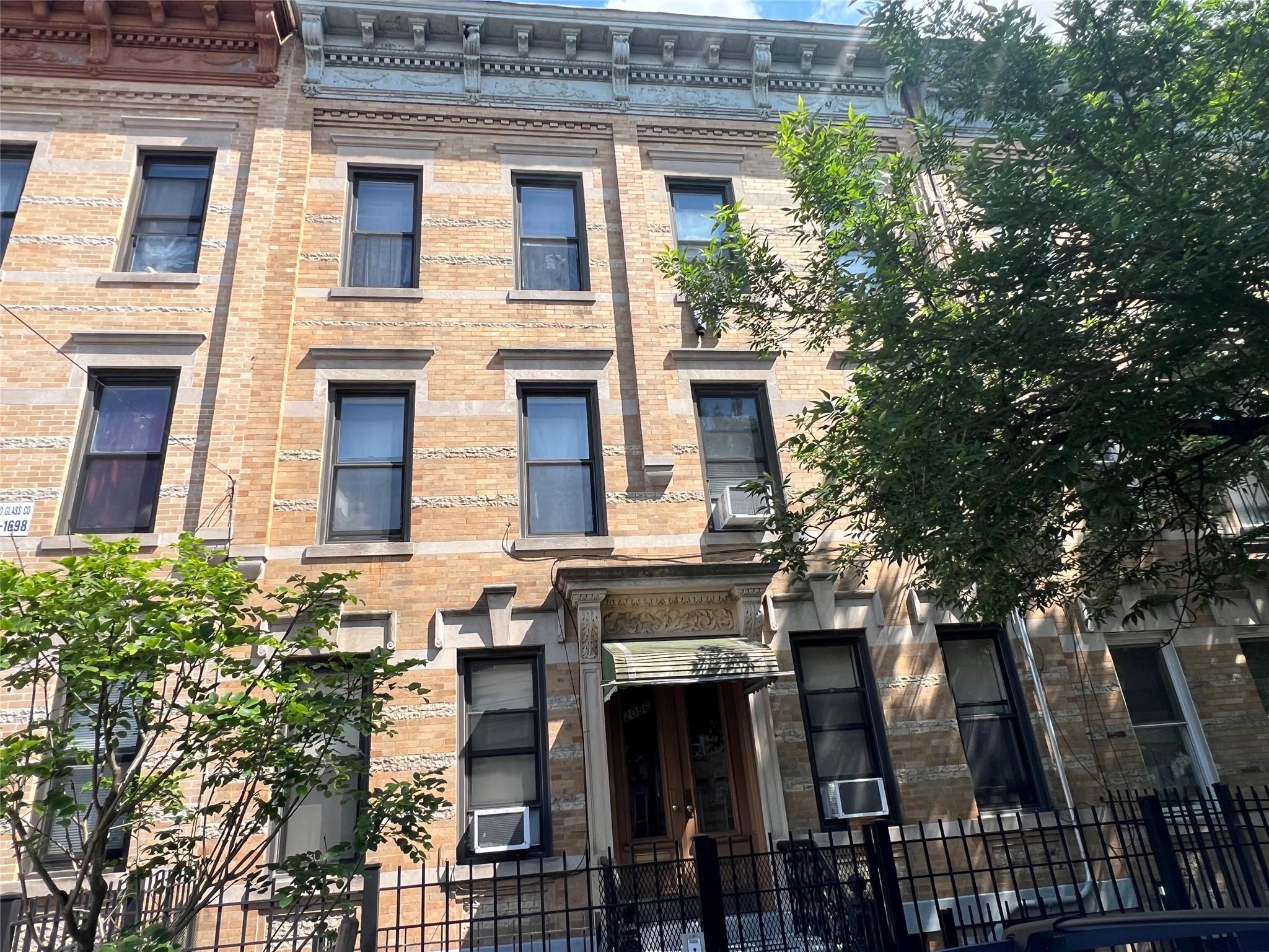 #1 photo, 1718 Himrod Street, كوينز Ridgewood , NY 11385