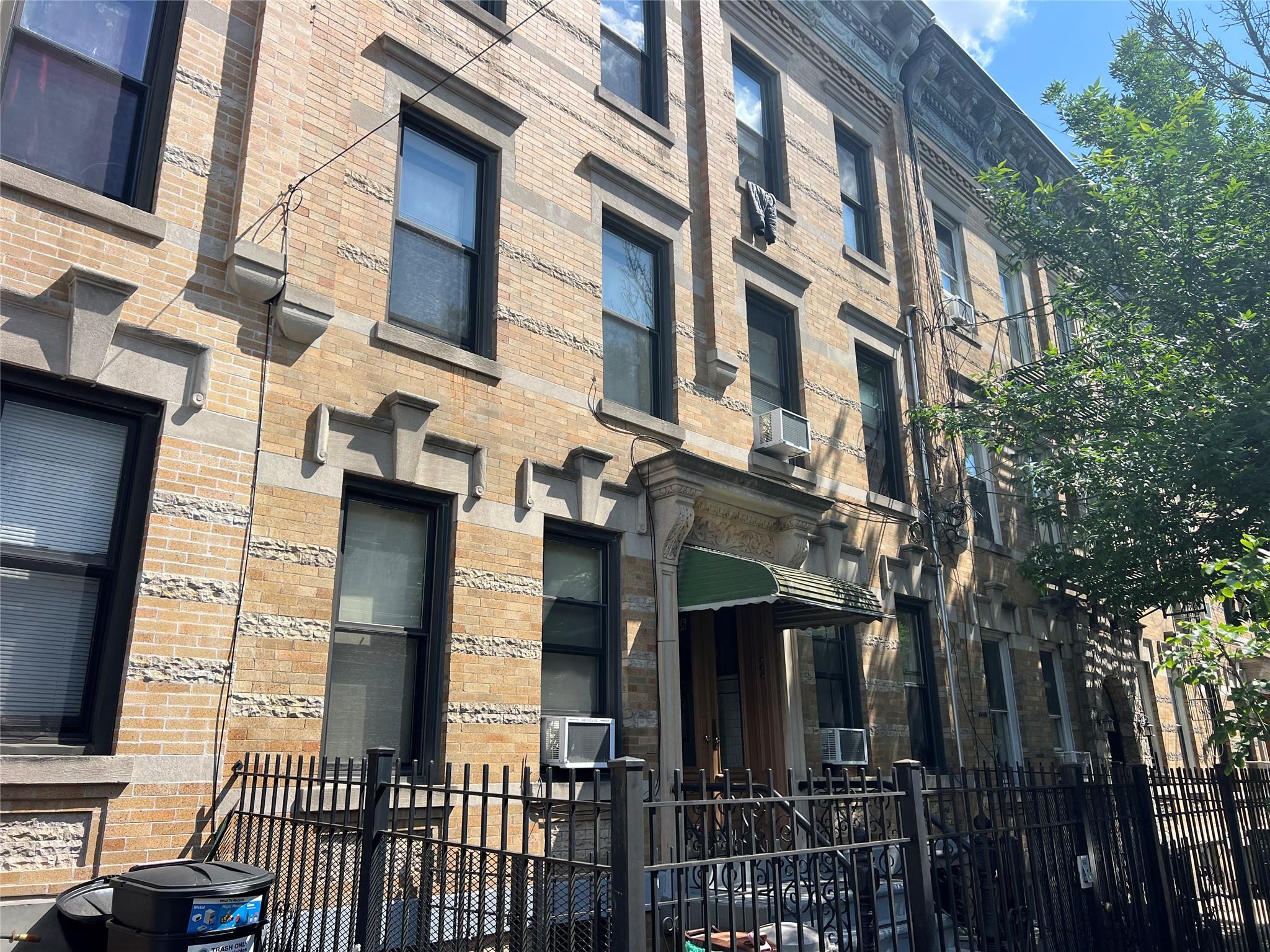 #2 photo, 1718 Himrod Street, クイーンズ区 Ridgewood , NY 11385