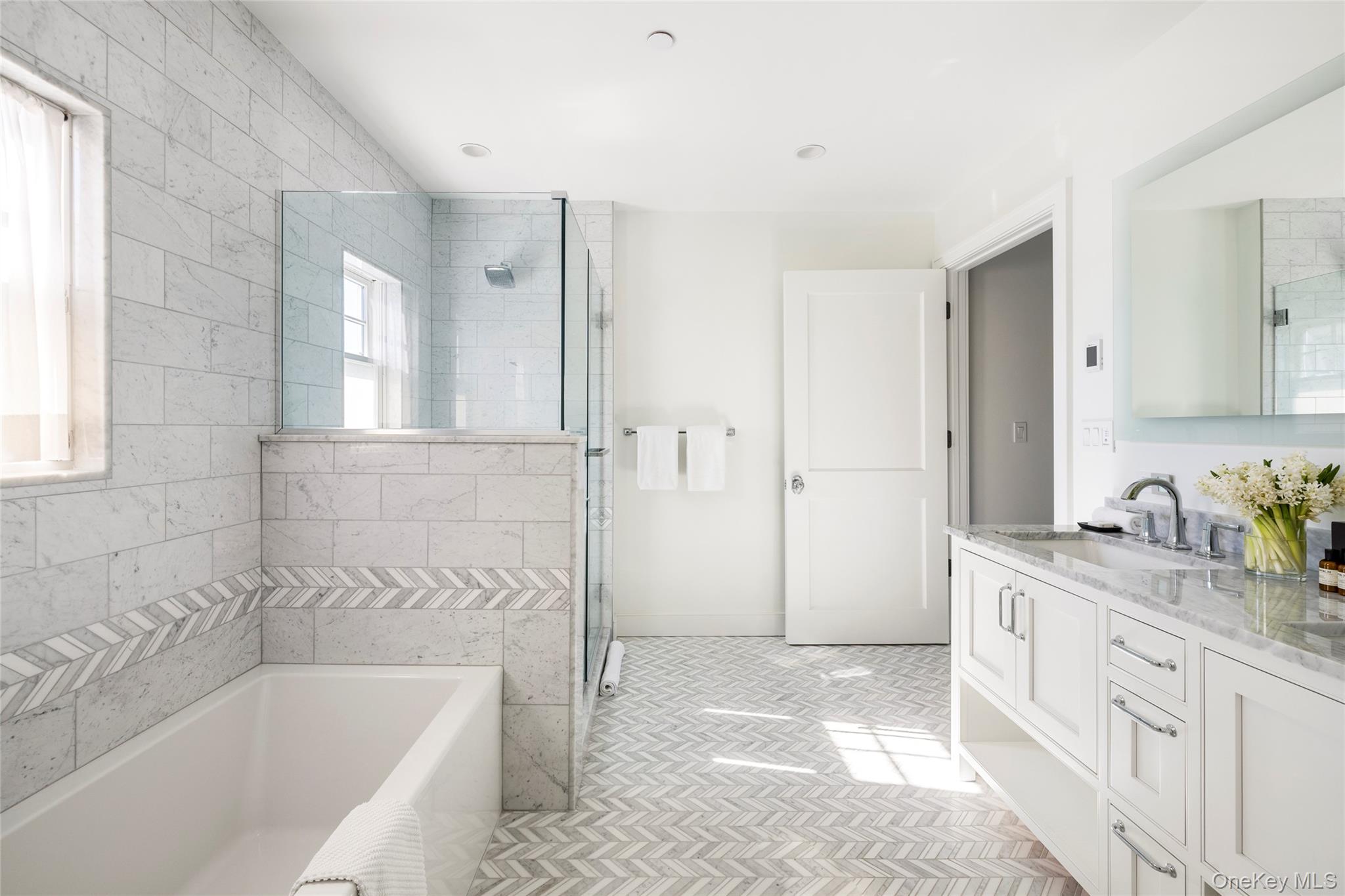 #8 photo, 31 Old Boathouse Lane, サフォーク郡 Hampton Bays , NY 11946