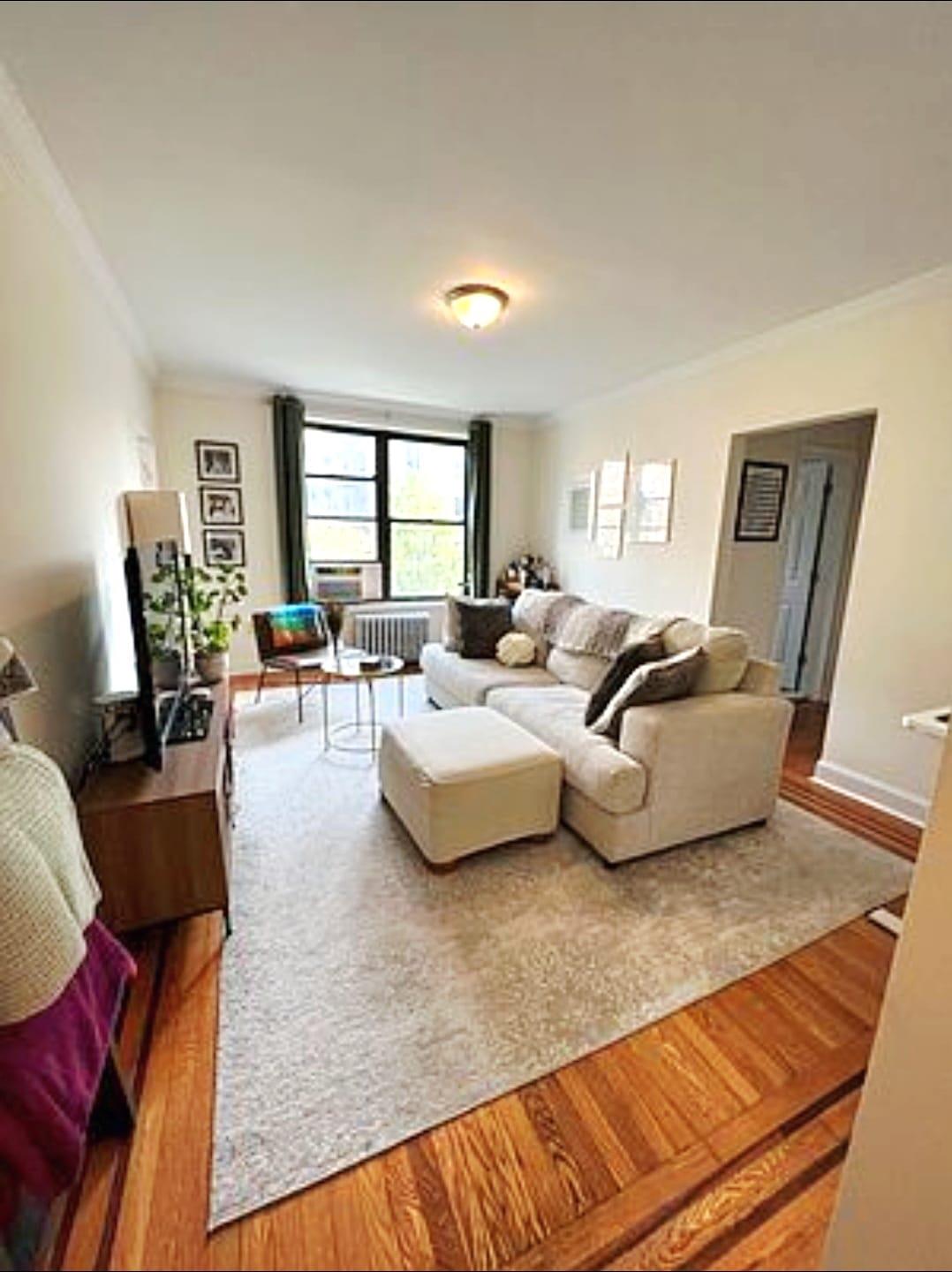 #11 photo, 8364 Talbot Street, クイーンズ区 Kew Gardens , NY 11415