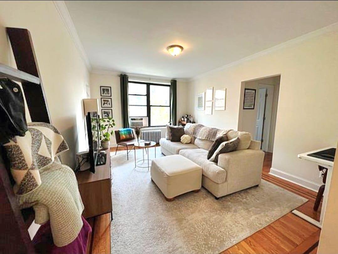 #3 photo, 8364 Talbot Street, クイーンズ区 Kew Gardens , NY 11415