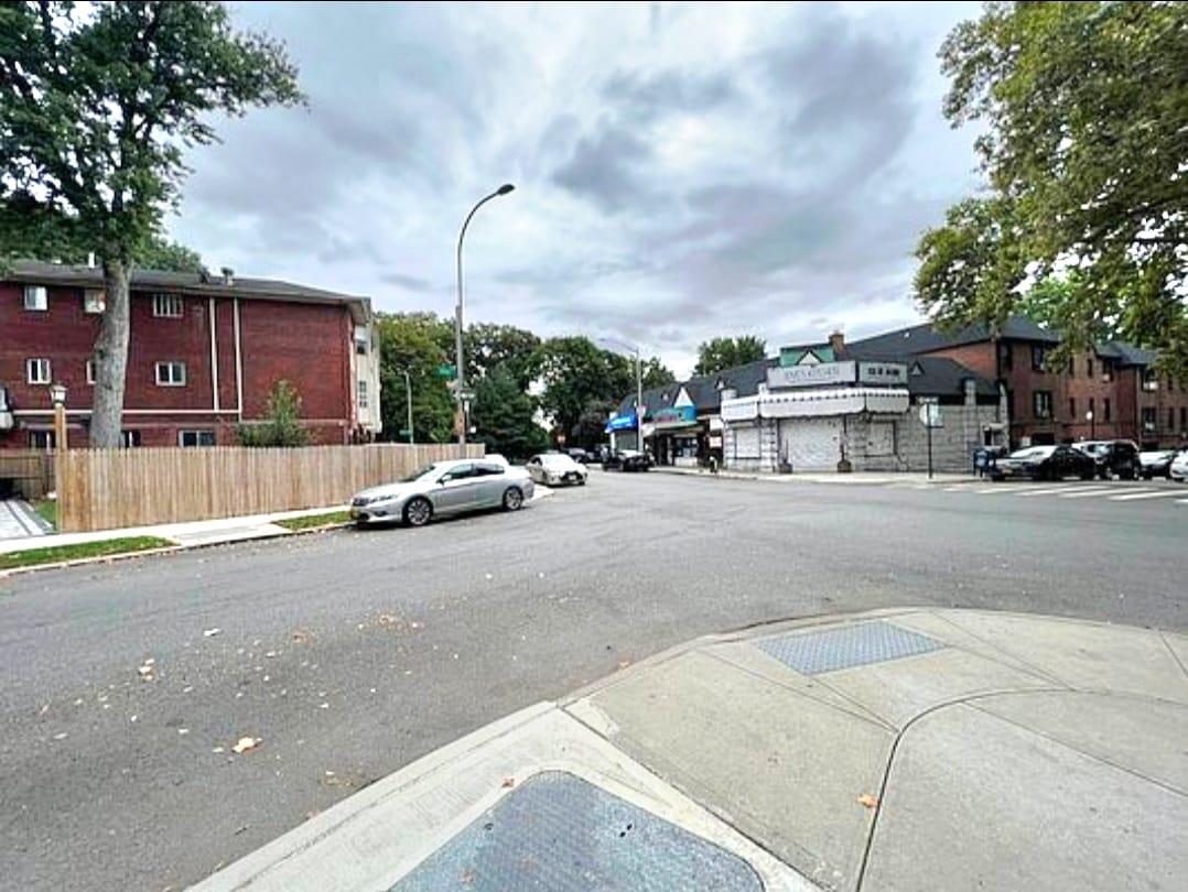 #9 photo, 8364 Talbot Street, クイーンズ区 Kew Gardens , NY 11415