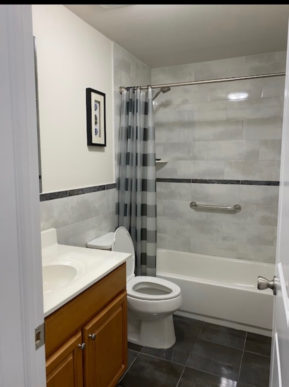 #3 photo, 39 Tenafly Pl, Staten Island , NY 10312