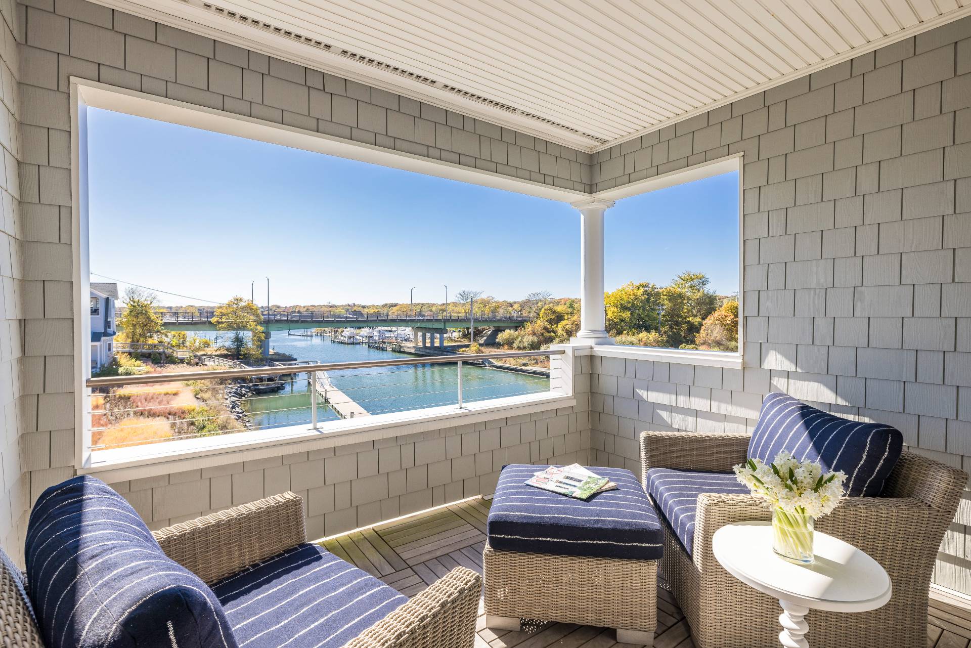 #15 photo, 17 Old Boathouse Lane South, サフォーク郡 Hampton Bays , NY 11946