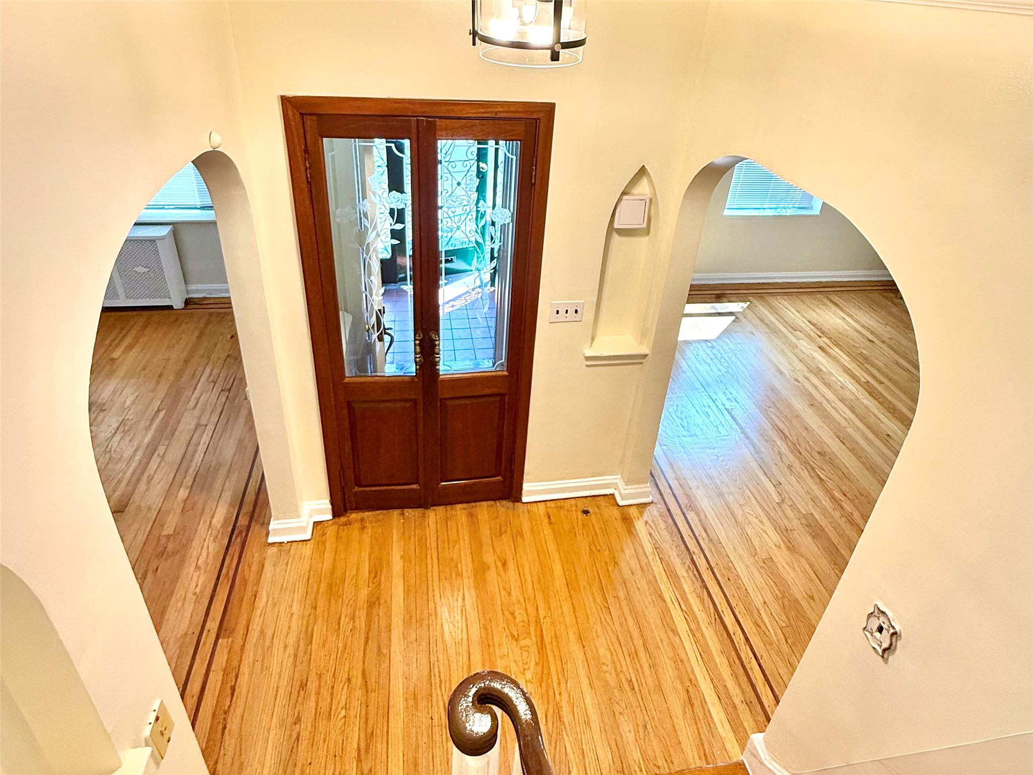 #13 photo, 7267 Yellowstone Boulevard, كوينز Forest Hills , NY 11375