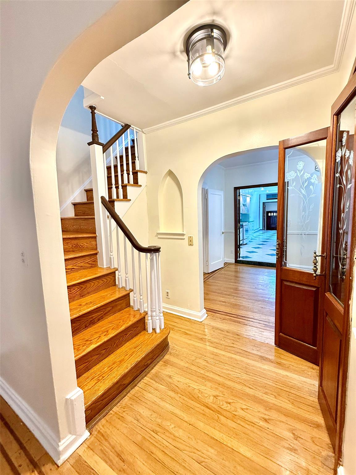 #19 photo, 7267 Yellowstone Boulevard, كوينز Forest Hills , NY 11375