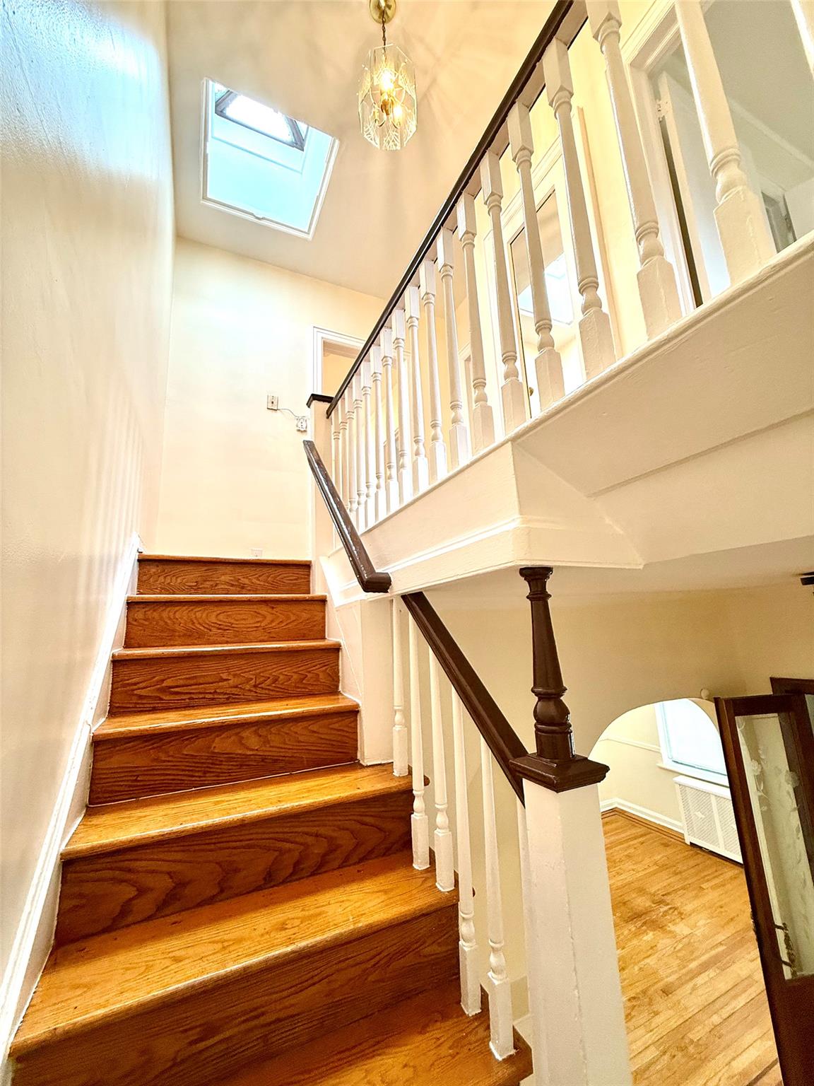 #20 photo, 7267 Yellowstone Boulevard, كوينز Forest Hills , NY 11375