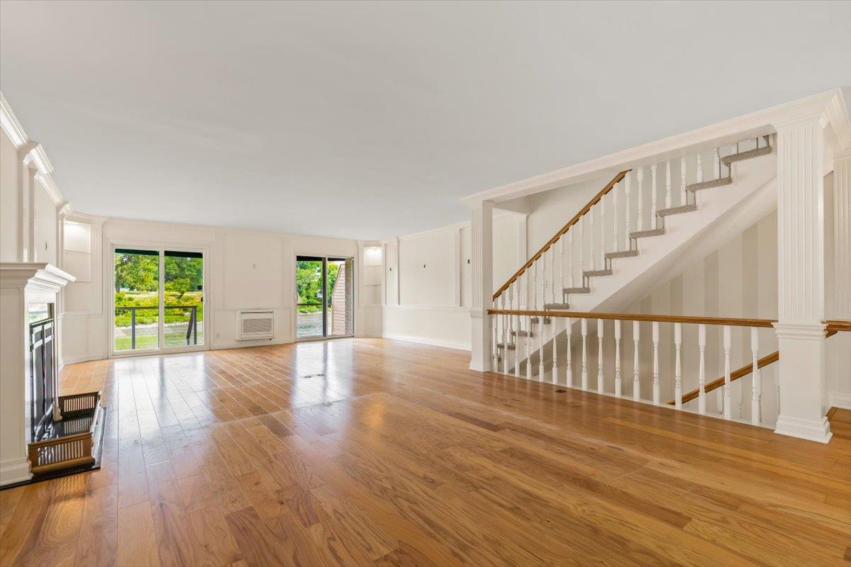 #4 photo, 720 Milton Road, Rye , NY 10580