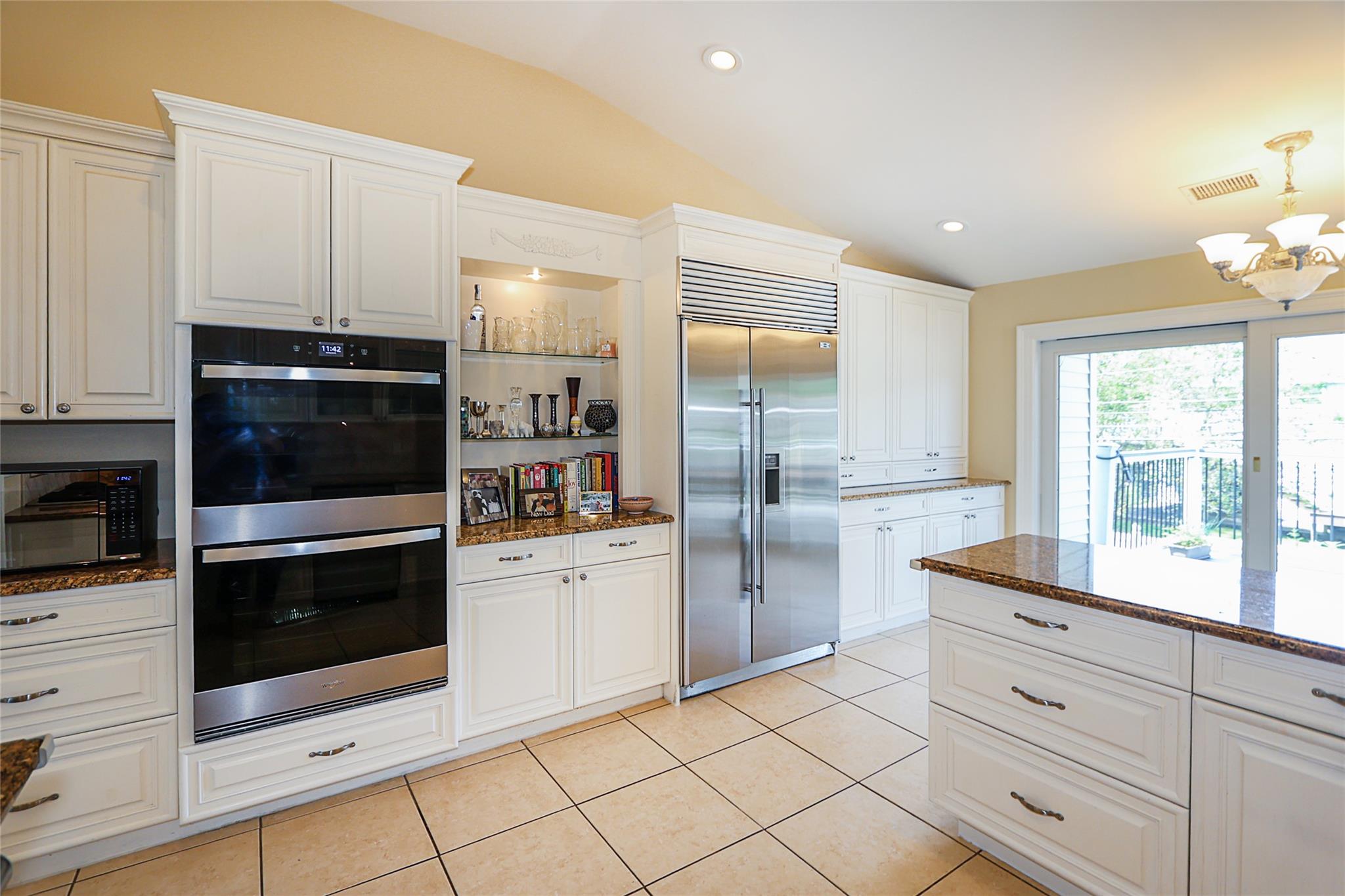 #15 photo, 112 Ursula Drive, ناسو Roslyn , NY 11576