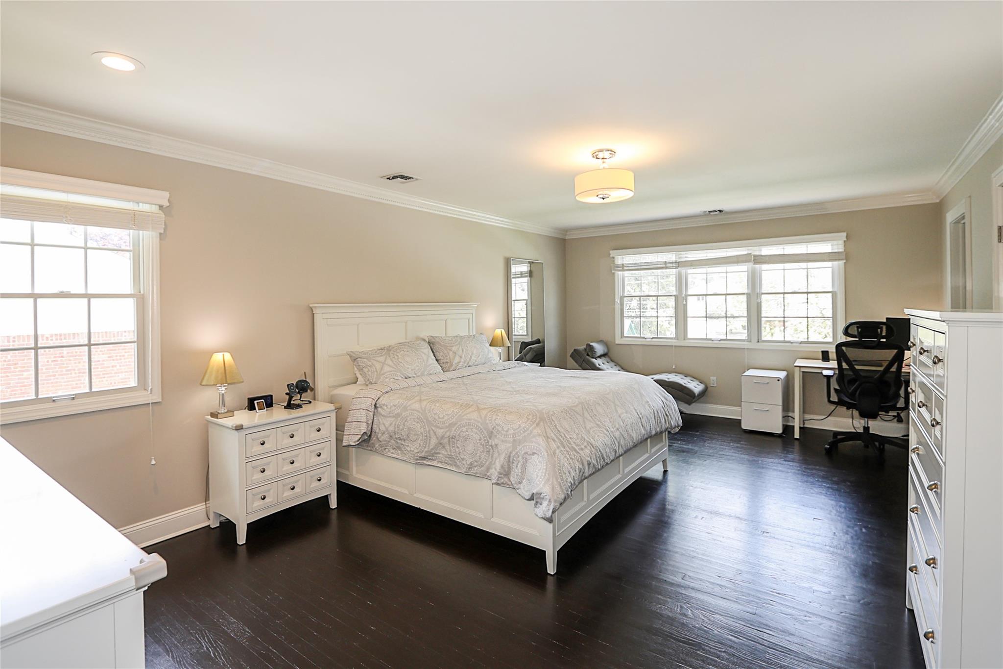 #17 photo, 112 Ursula Drive, ناسو Roslyn , NY 11576