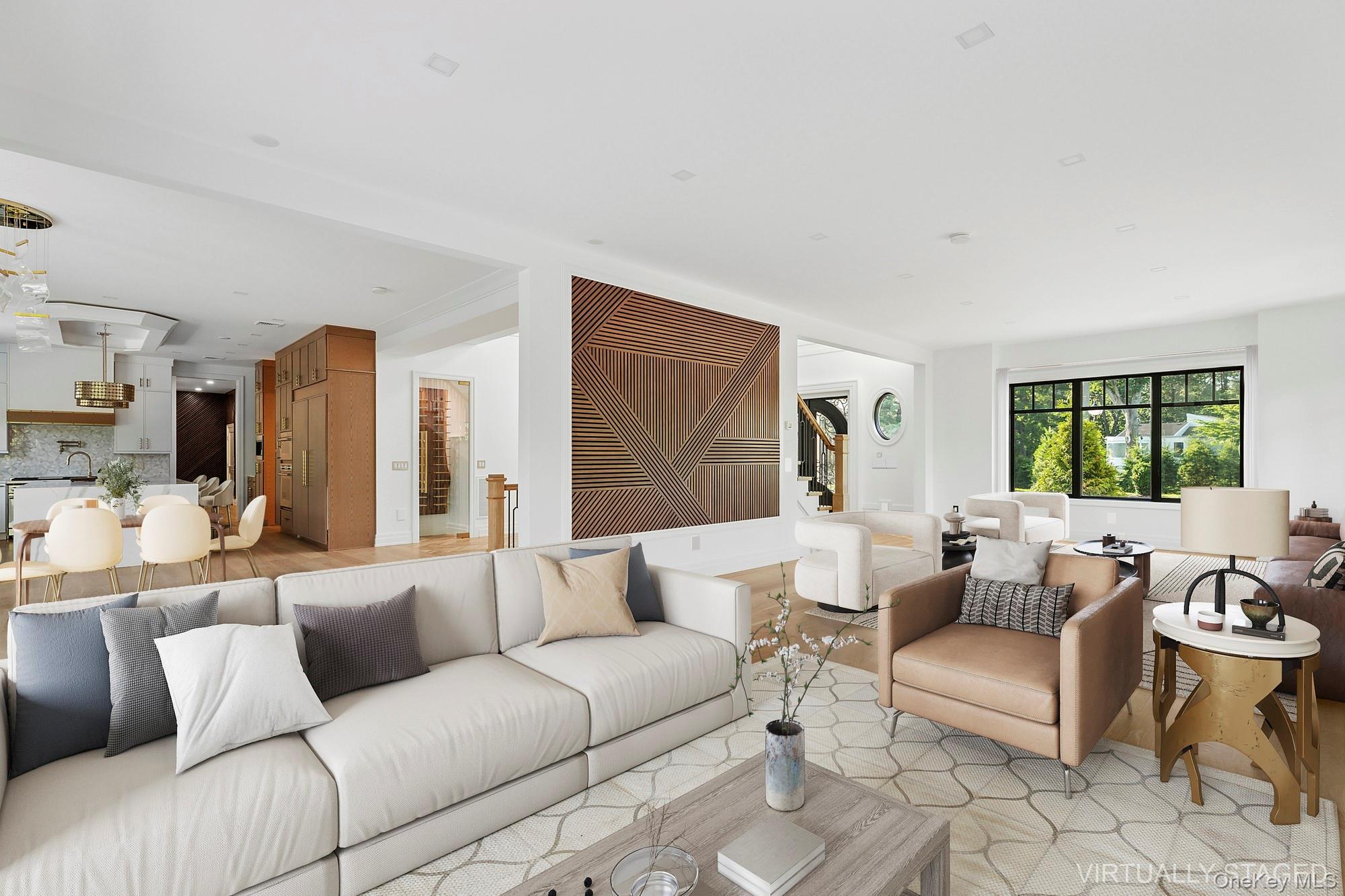 #14 photo, 26 Saint Andrews Court, ナッソー郡 Old Westbury , NY 11568