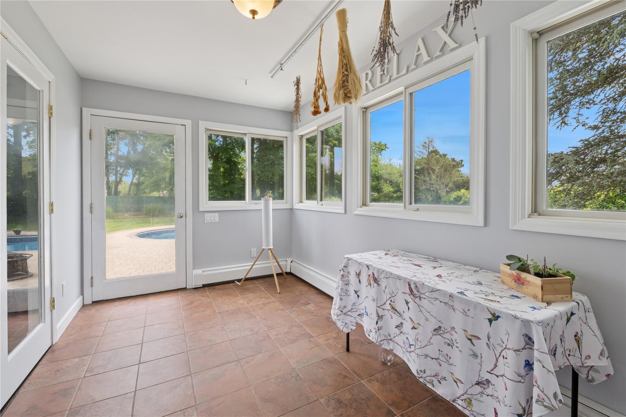 #16 photo, 40 Spray Court, サフォーク郡 Bayport , NY 11705