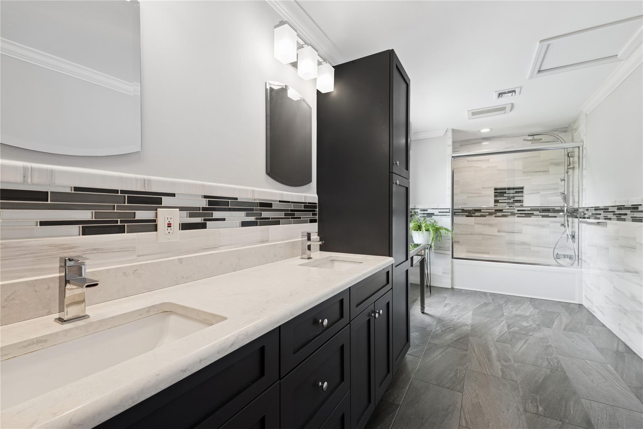 #18 photo, 40 Spray Court, サフォーク郡 Bayport , NY 11705