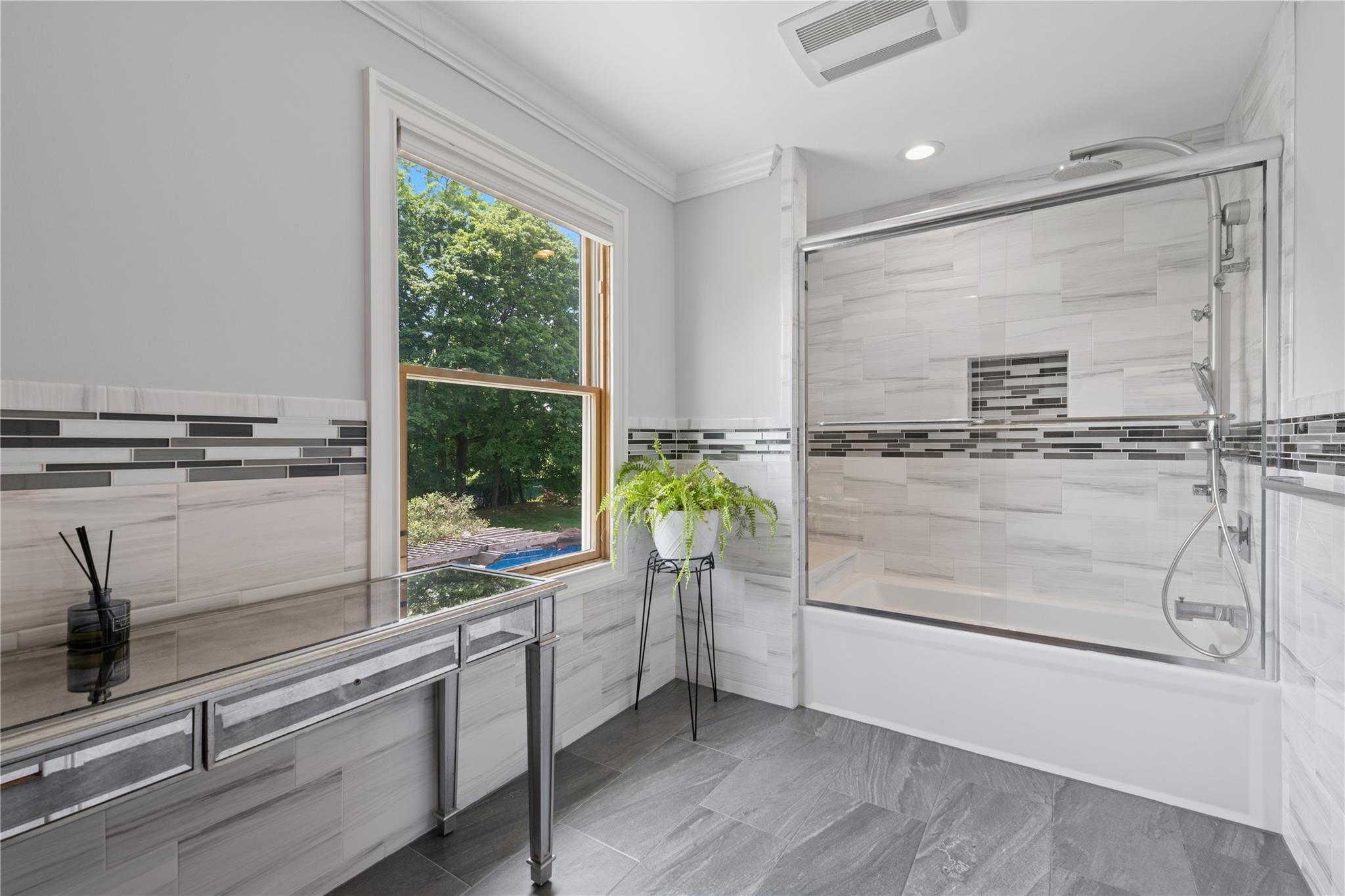 #19 photo, 40 Spray Court, サフォーク郡 Bayport , NY 11705