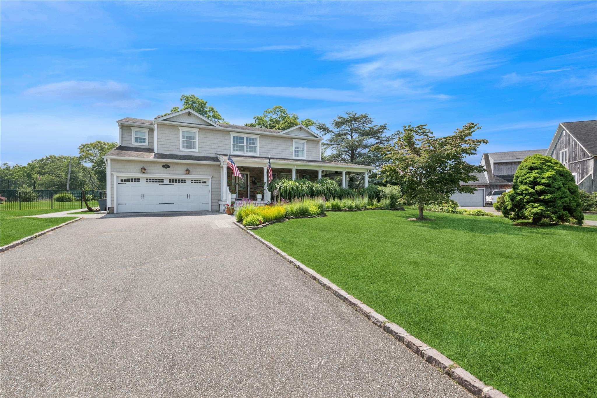 #2 photo, 40 Spray Court, サフォーク郡 Bayport , NY 11705