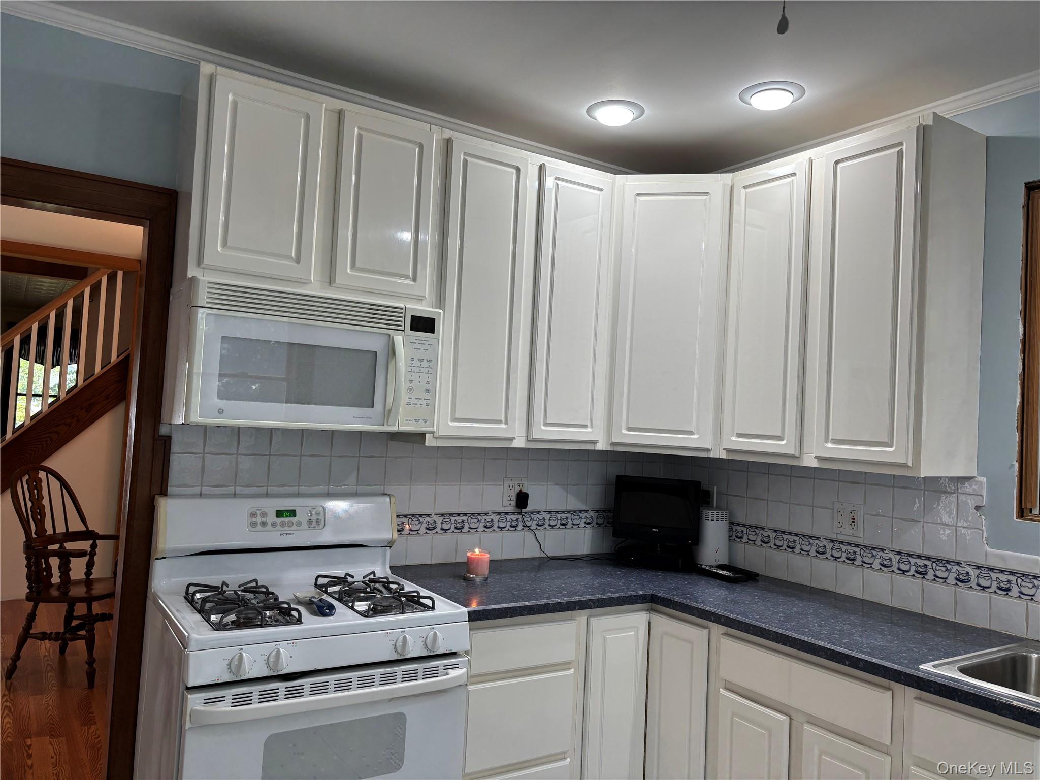 #10 photo, 92 Walnut Street, ナッソー郡 Lynbrook , NY 11563