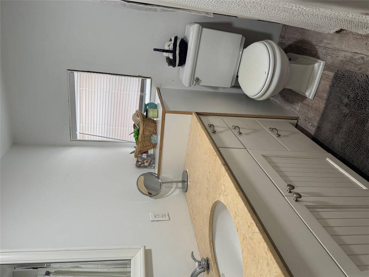 #3 photo, 37 Hubbard unit 38, サフォーク郡 Riverhead , NY 11901