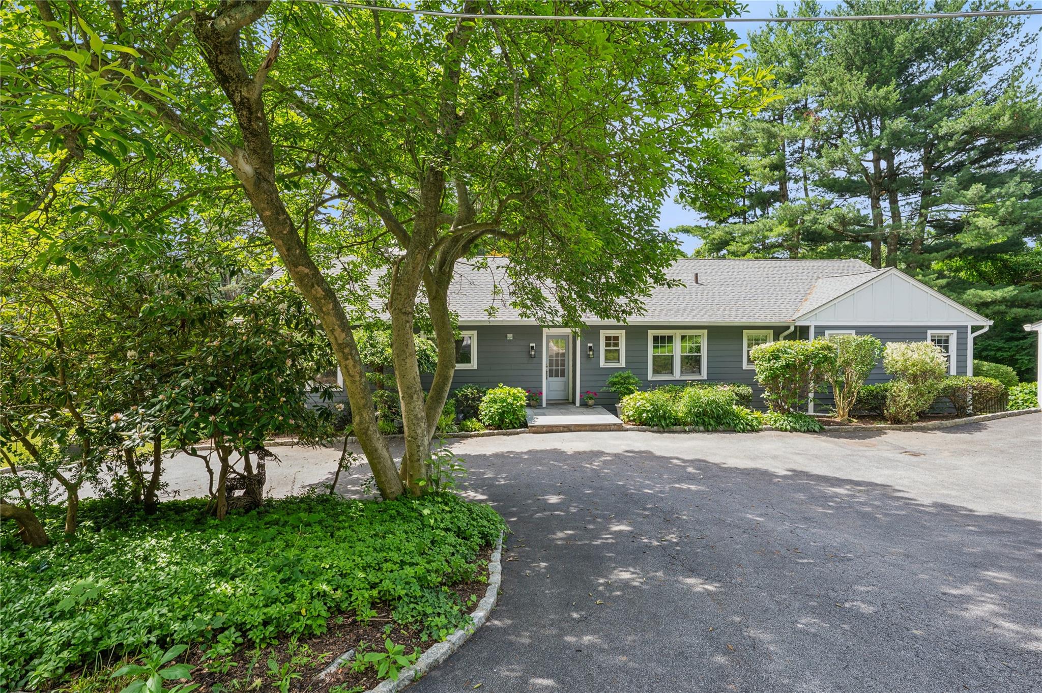 #1 photo, 101 W Lake Boulevard, Mahopac , NY 10541