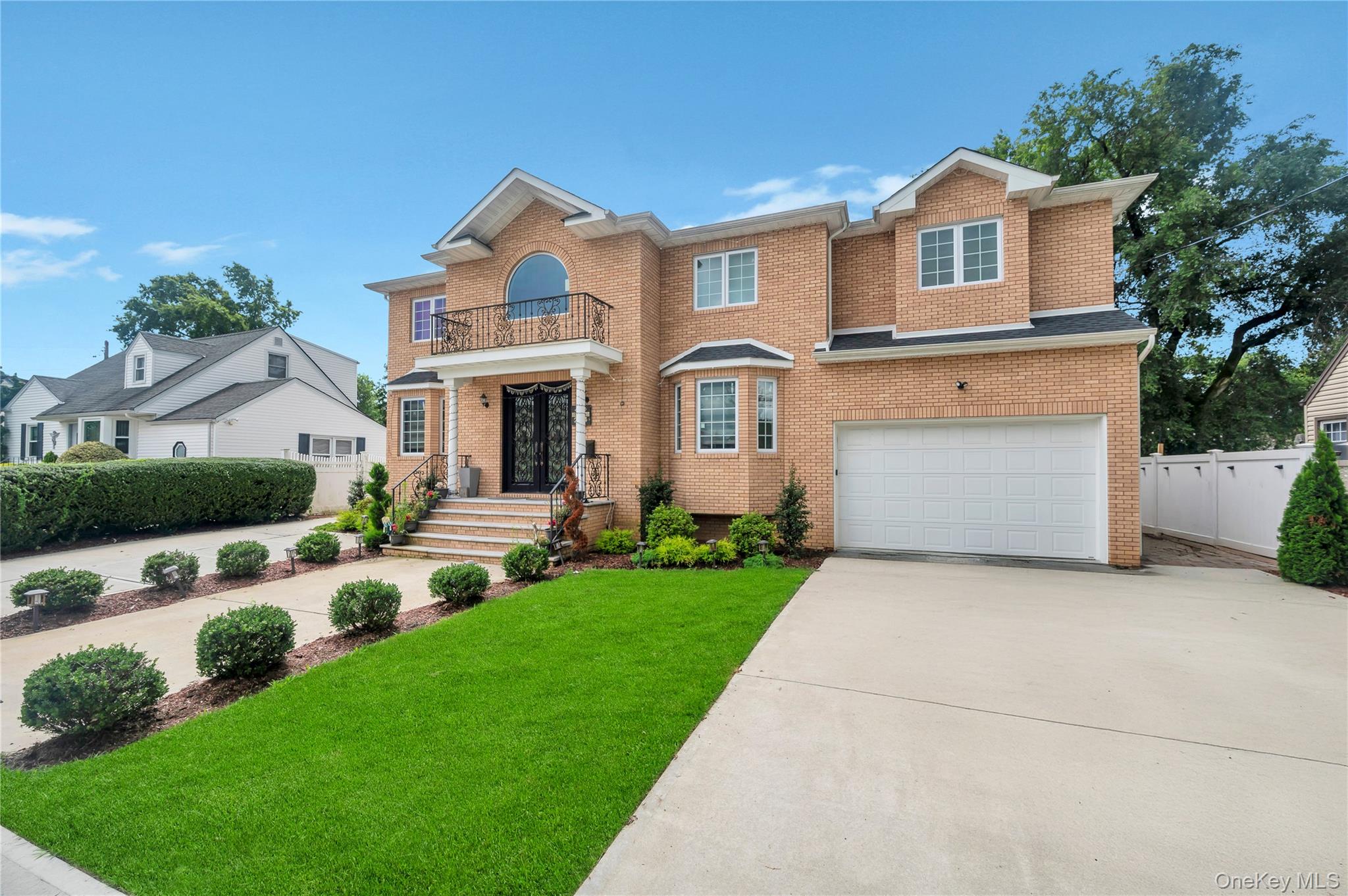 #5 photo, 2694 Forest Avenue, East Meadow , NY 11554