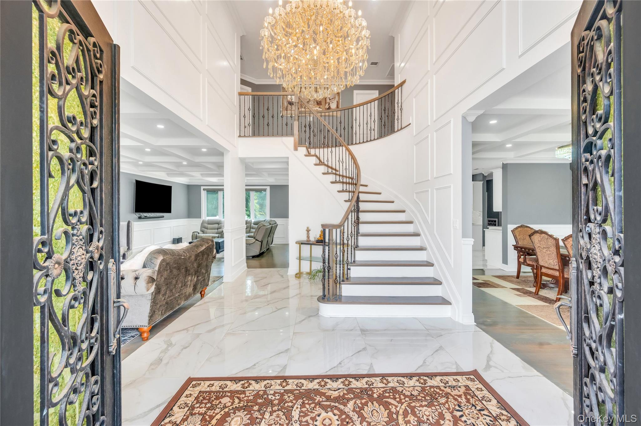 #7 photo, 2694 Forest Avenue, East Meadow , NY 11554