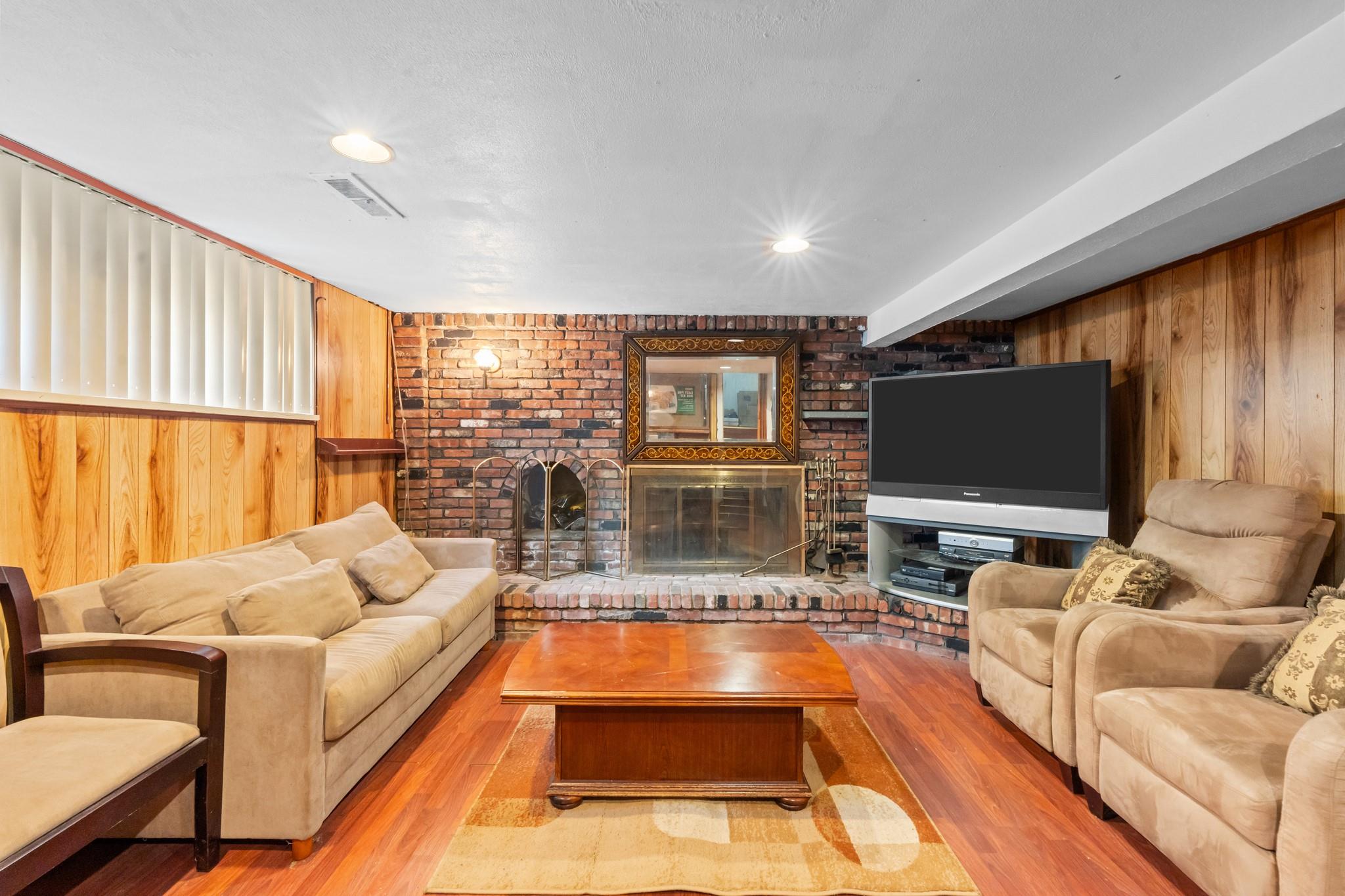 #17 photo, 46 Ford Drive, ナッソー郡 Massapequa , NY 11758