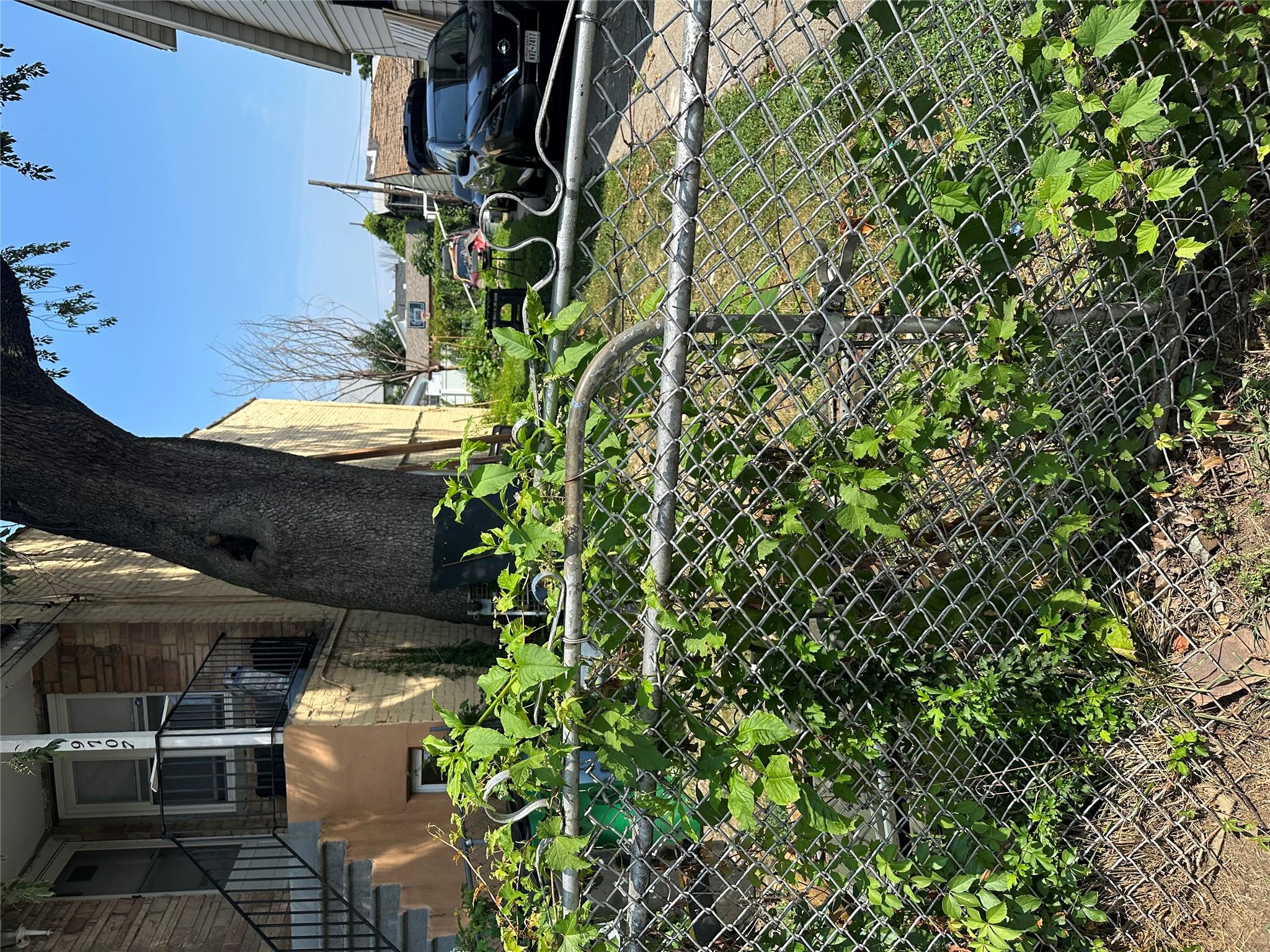 #3 photo, 97-09 24 Avenue, クイーンズ区 East Elmhurst , NY 11369