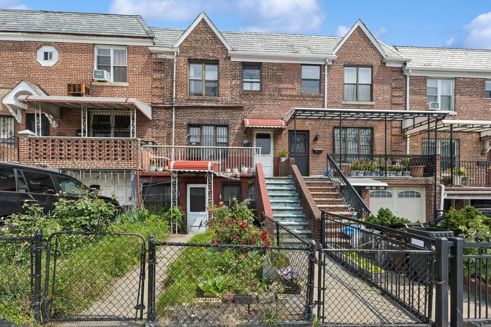 #1 photo, 3809 48th Avenue, Long Island City , NY 11101