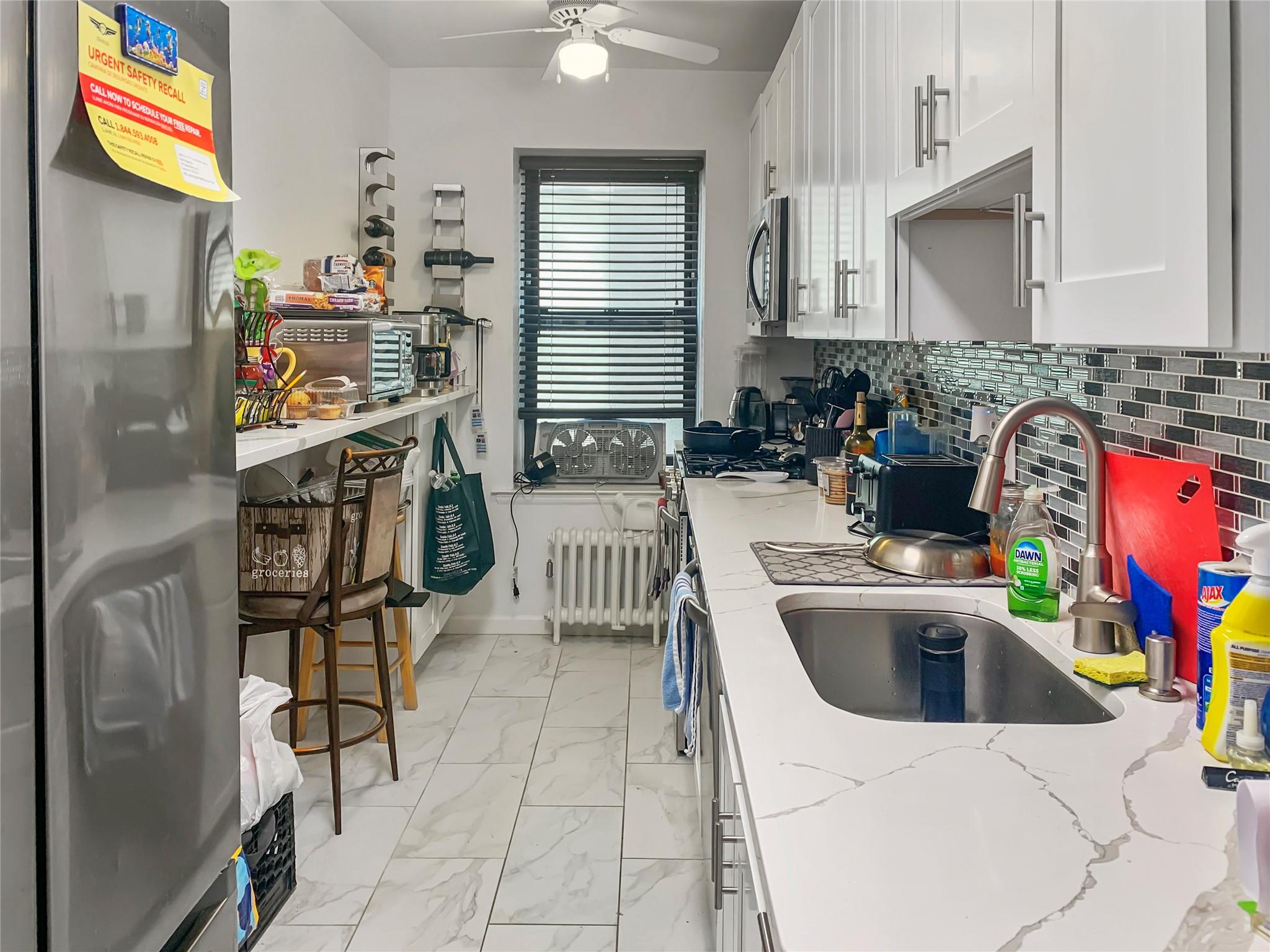 #1 photo, 6 West Avenue, Larchmont , NY 10538