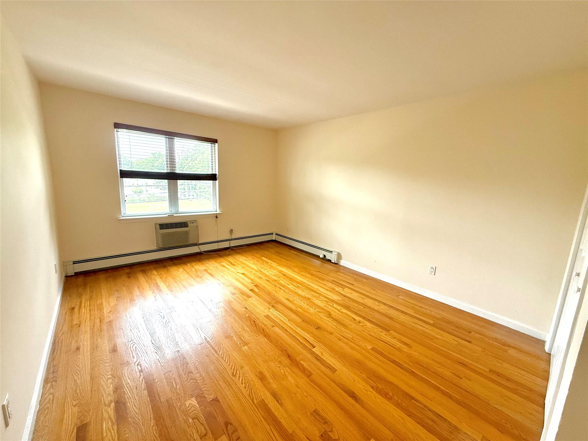 #8 photo, 17 Broadway, 紐約州 Harrison , NY 10528