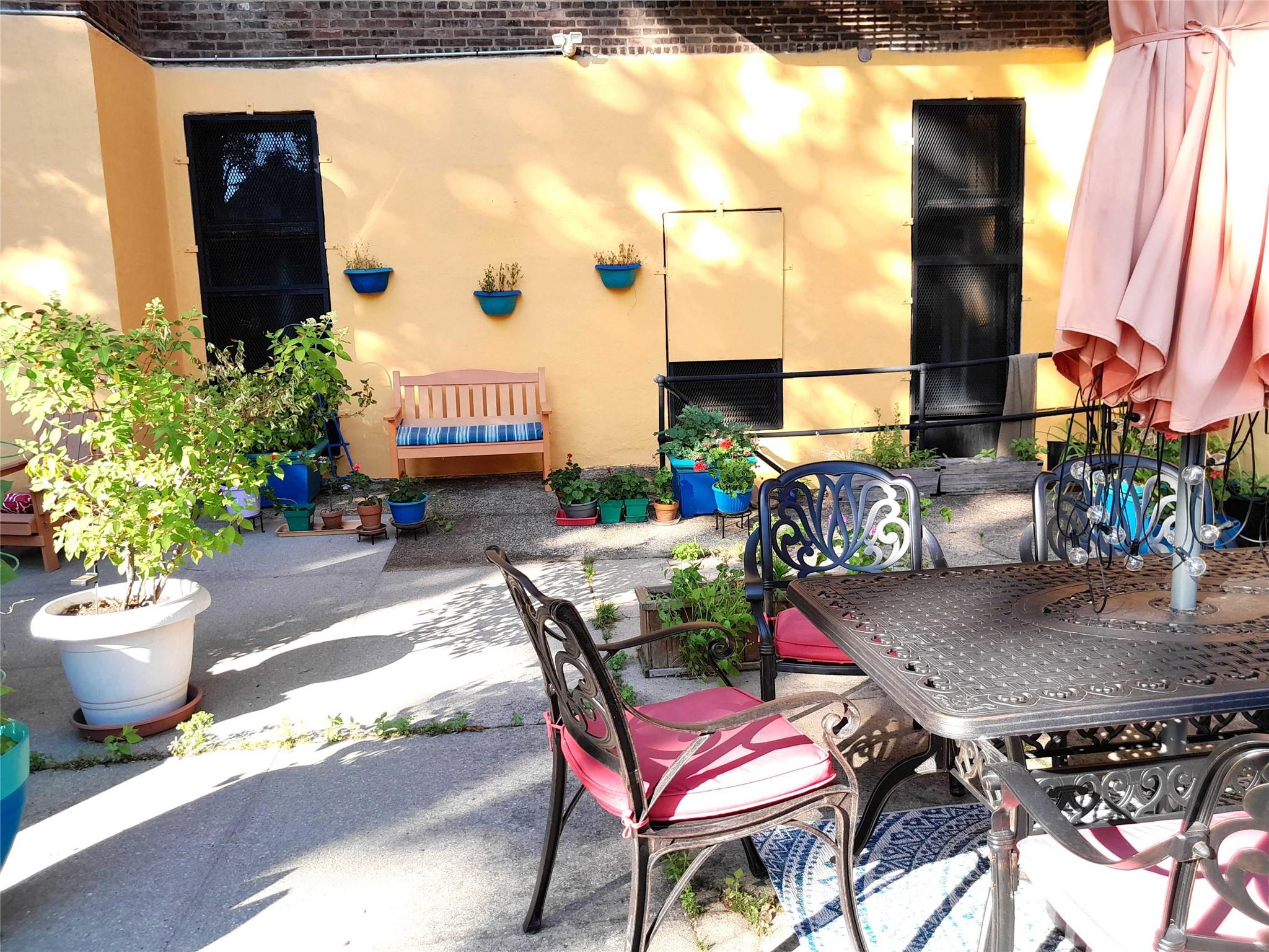 #4 photo, 77-16 Austin Street, クイーンズ区 Forest Hills , NY 11375