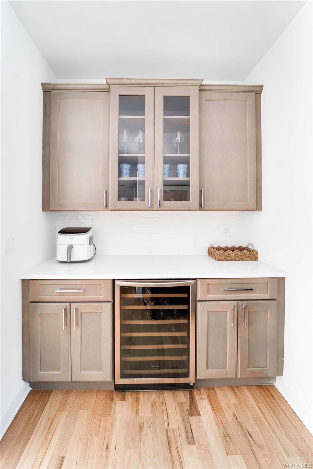 #12 photo, 29 Gateway Court, サフォーク郡 Hampton Bays , NY 11946