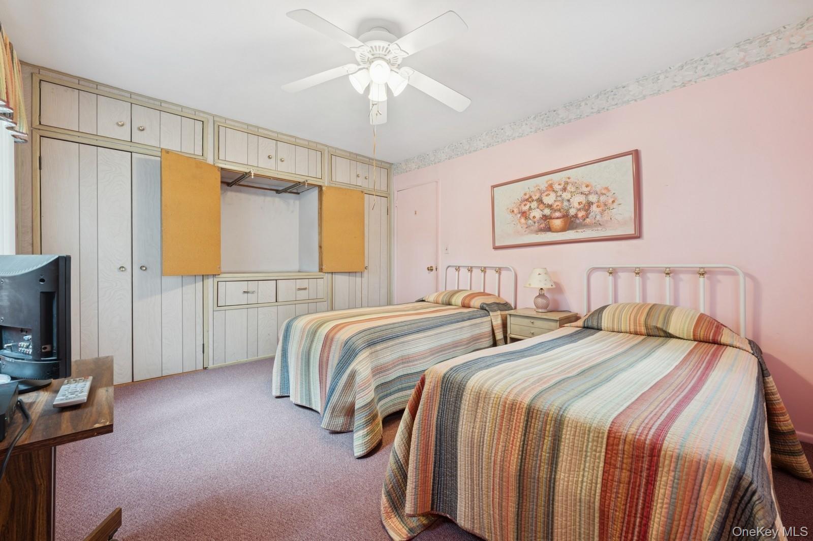 #15 photo, 3 Rutland Road, ナッソー郡 Massapequa , NY 11758