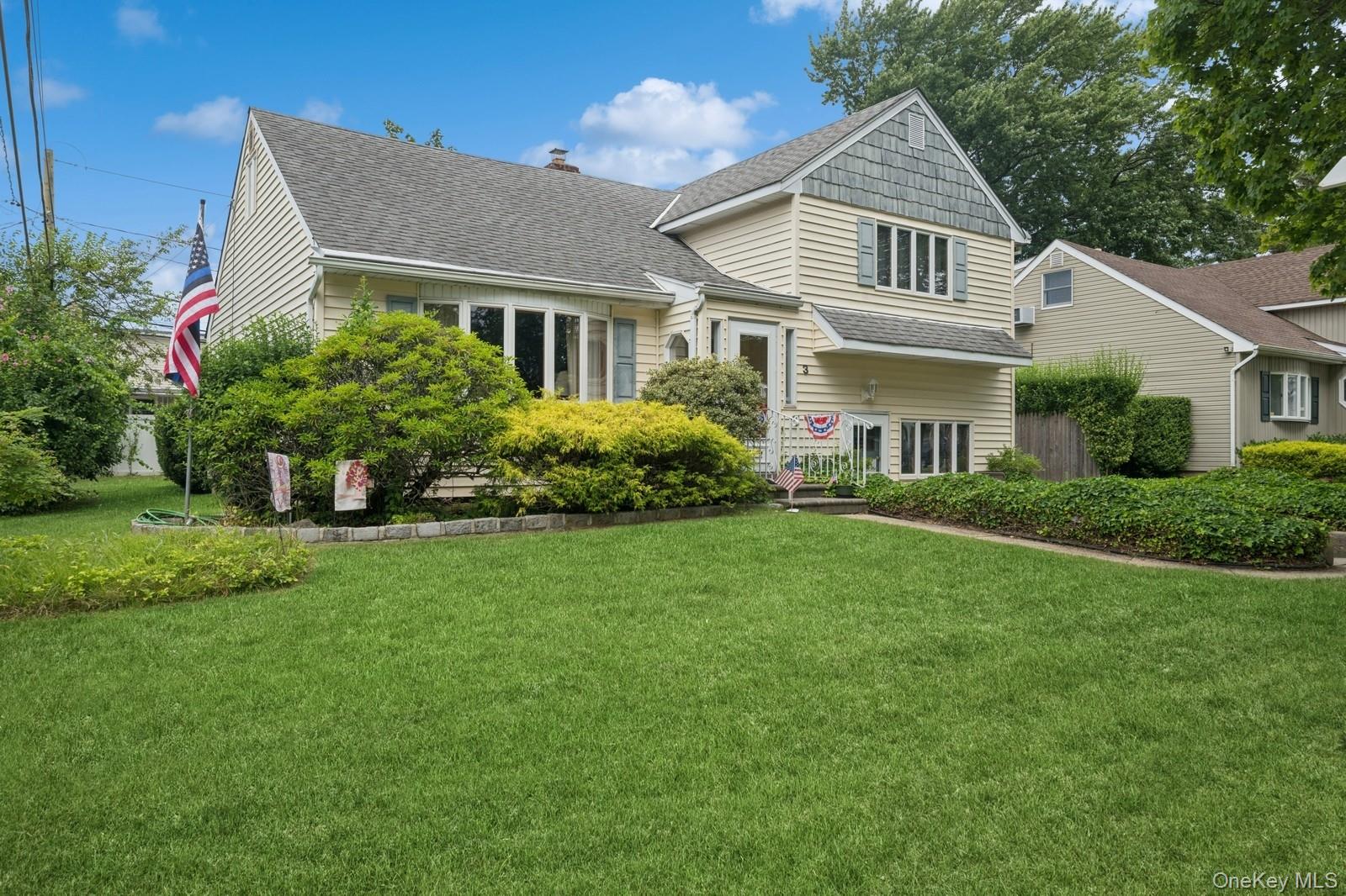 #4 photo, 3 Rutland Road, ナッソー郡 Massapequa , NY 11758