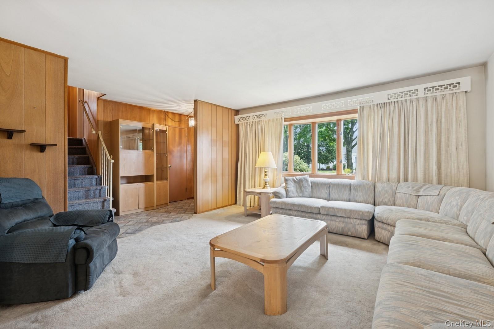 #5 photo, 3 Rutland Road, ナッソー郡 Massapequa , NY 11758