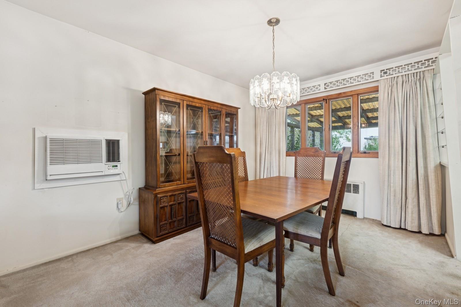 #8 photo, 3 Rutland Road, ナッソー郡 Massapequa , NY 11758