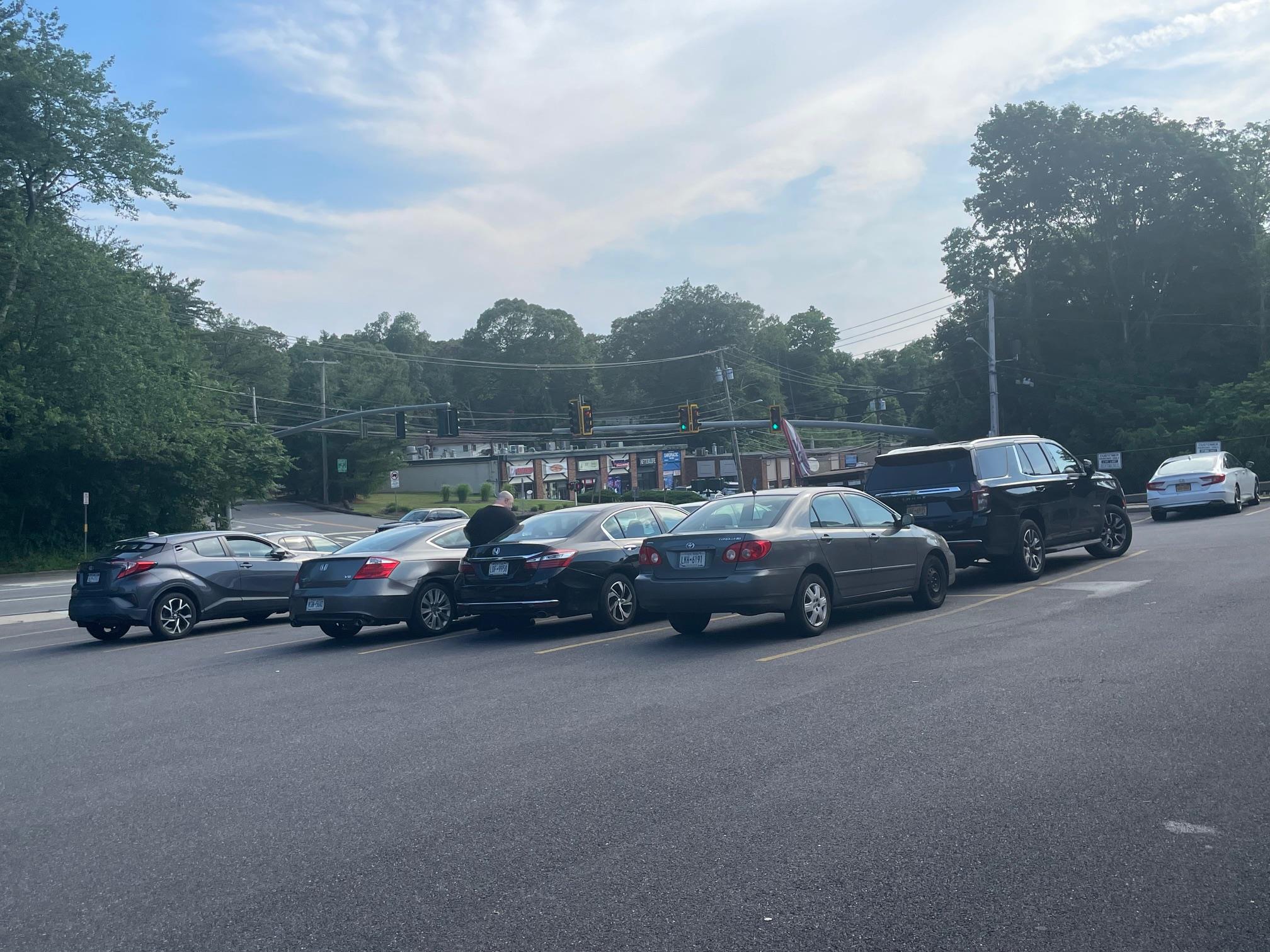 #18 photo, Huntington, サフォーク郡 Huntington , NY 11743