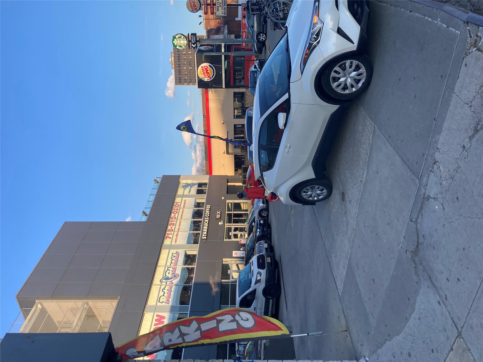 #18 photo, 92-29 Queens Boulevard, クイーンズ区 Rego Park , NY 11374