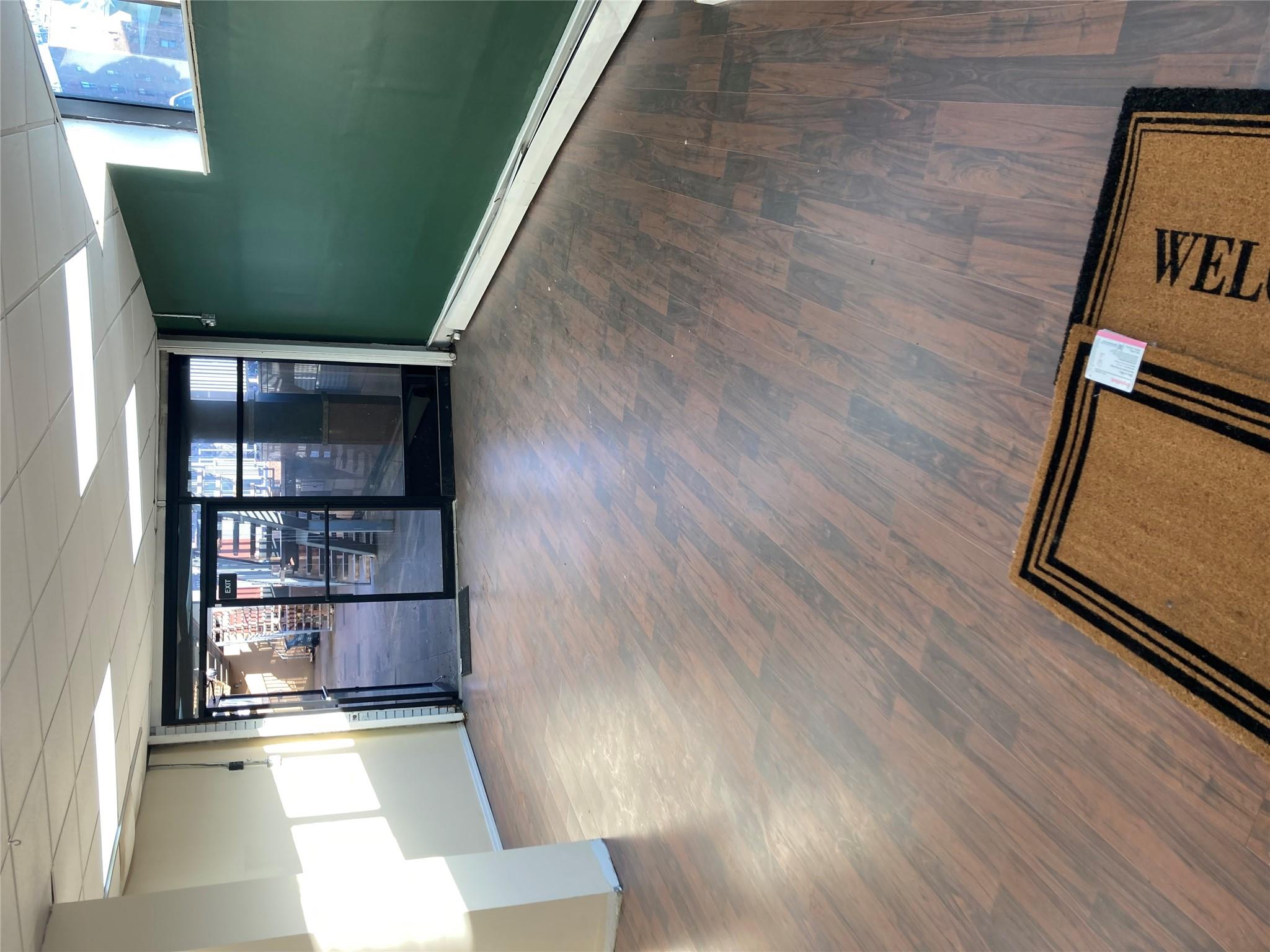 #4 photo, 92-29 Queens Boulevard, クイーンズ区 Rego Park , NY 11374