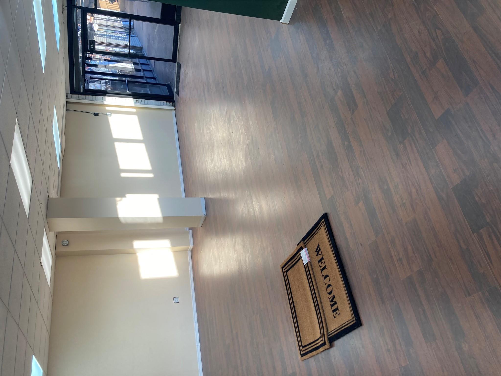 #5 photo, 92-29 Queens Boulevard, クイーンズ区 Rego Park , NY 11374