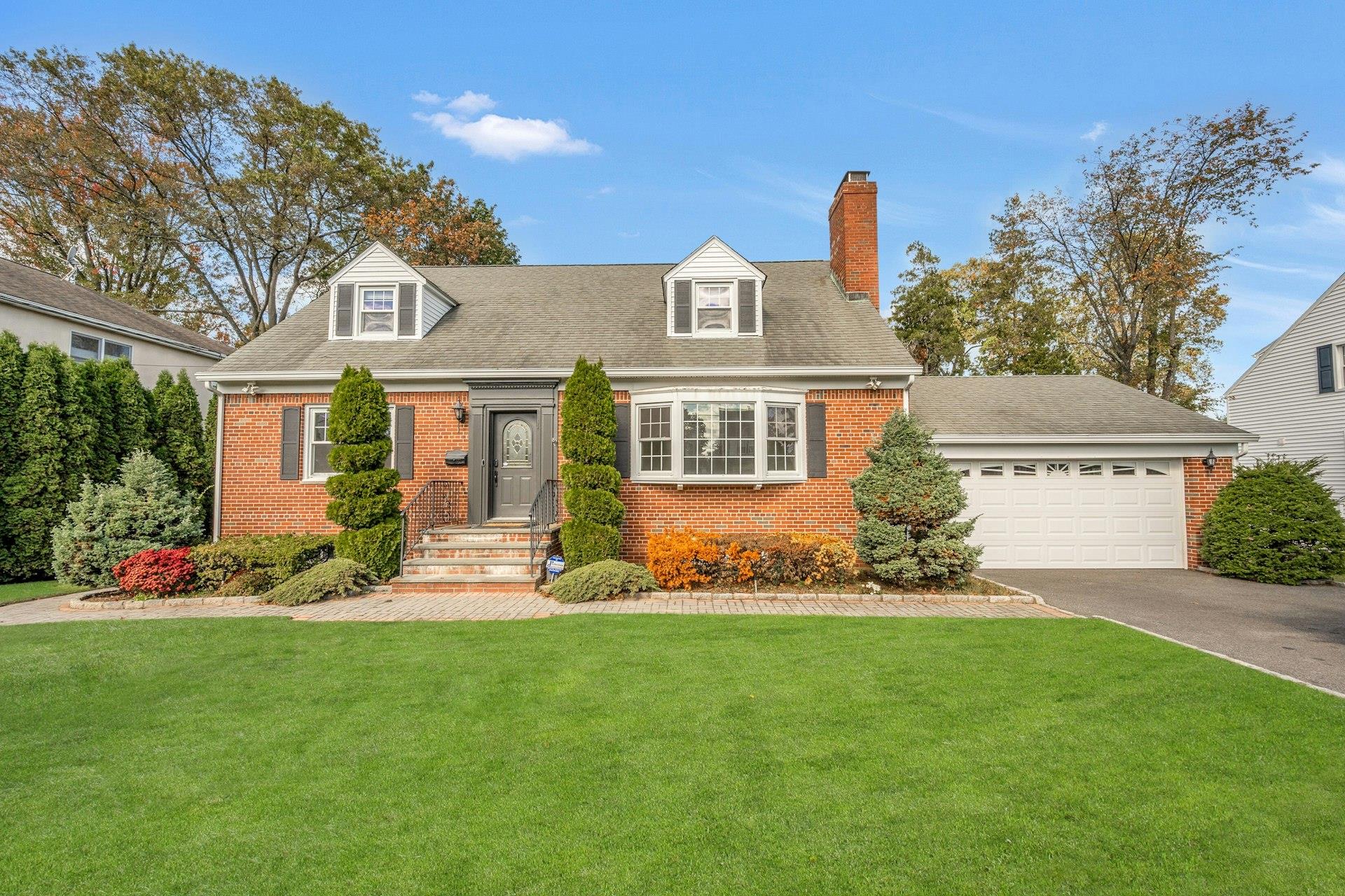 #1 photo, 87 Stebbins Avenue, Eastchester , NY 10709