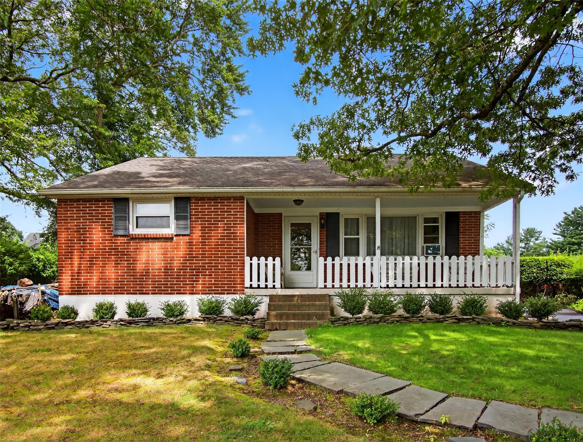 #4 photo, 3 Birch Street, 紐約州 Airmont , NY 10952