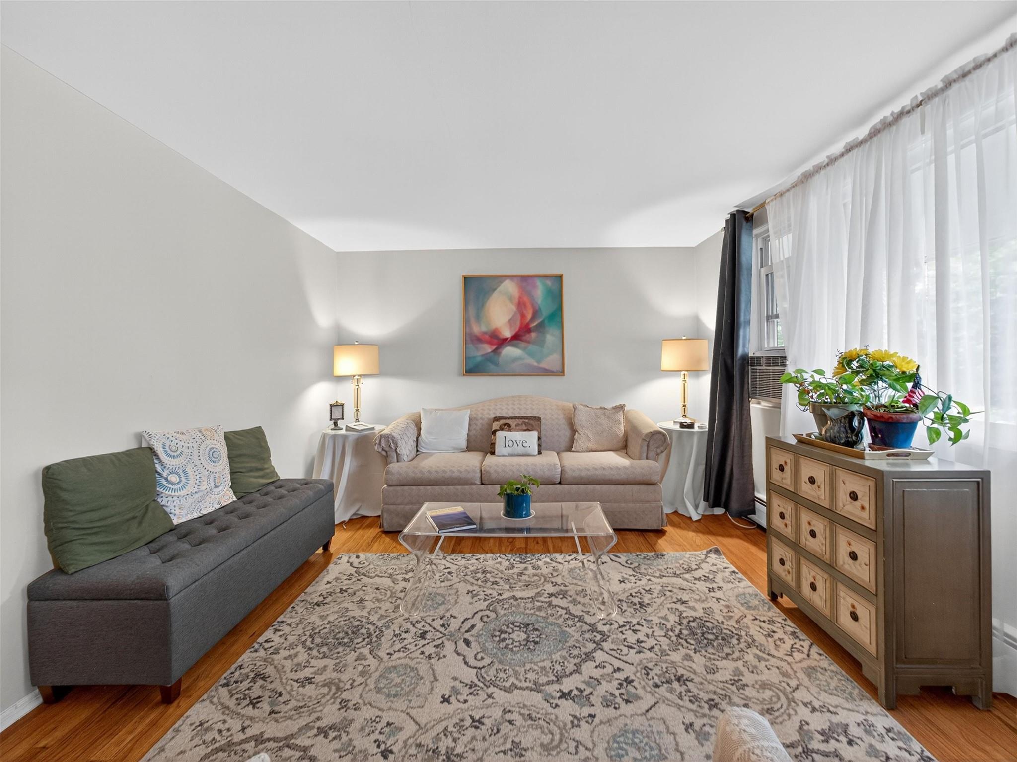 #8 photo, 3 Birch Street, 紐約州 Airmont , NY 10952