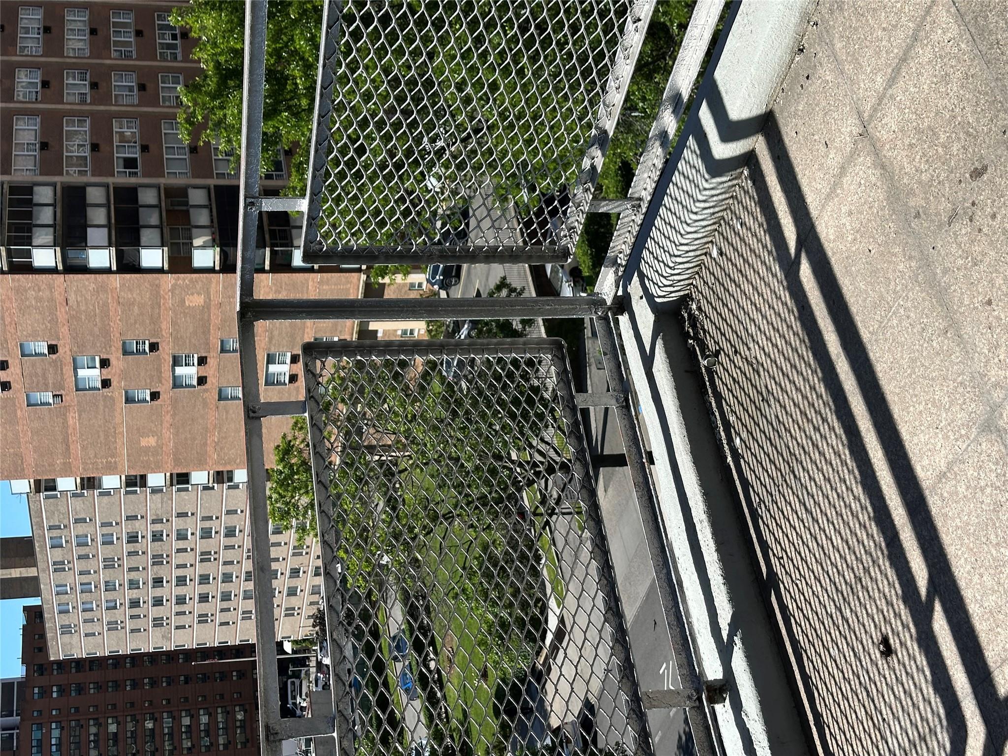 #10 photo, 4343 Kissena Boulevard, クイーンズ区 Flushing , NY 11355