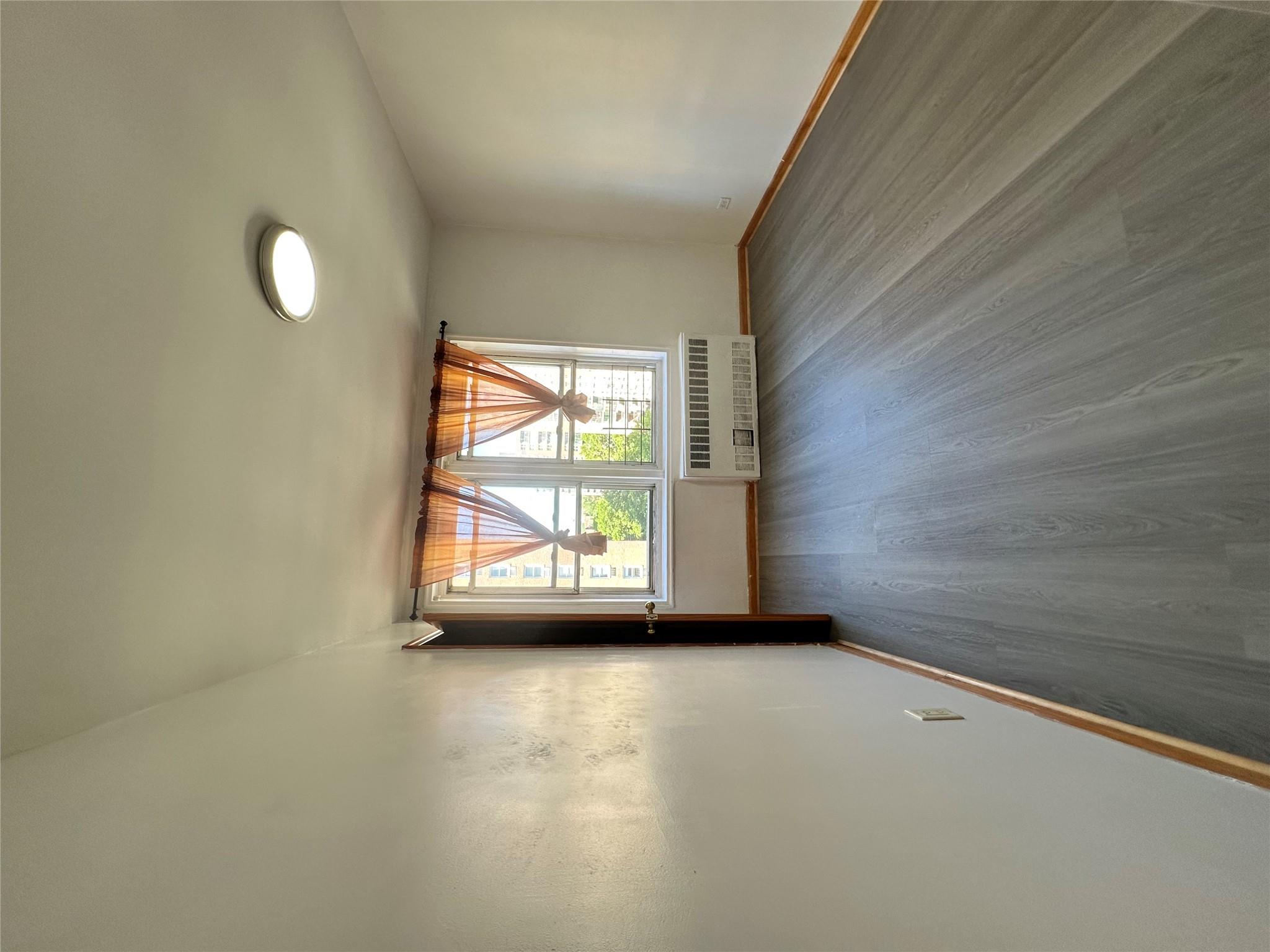 #5 photo, 4343 Kissena Boulevard, クイーンズ区 Flushing , NY 11355