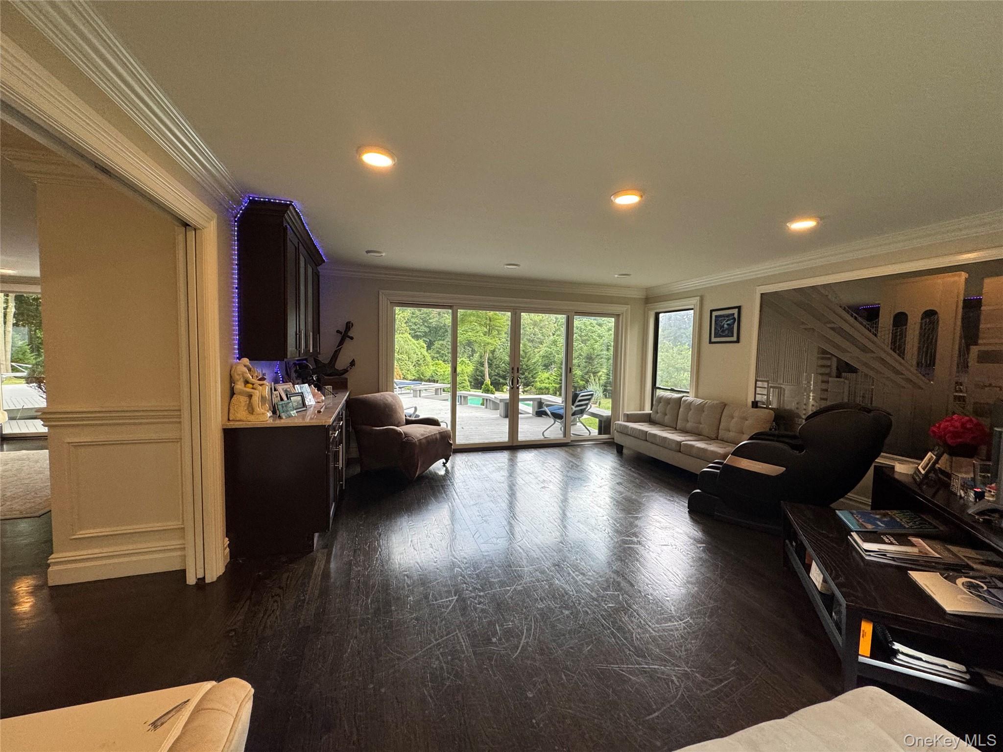 #17 photo, 6 Fox Hunt Court, サフォーク郡 Huntington , NY 11743