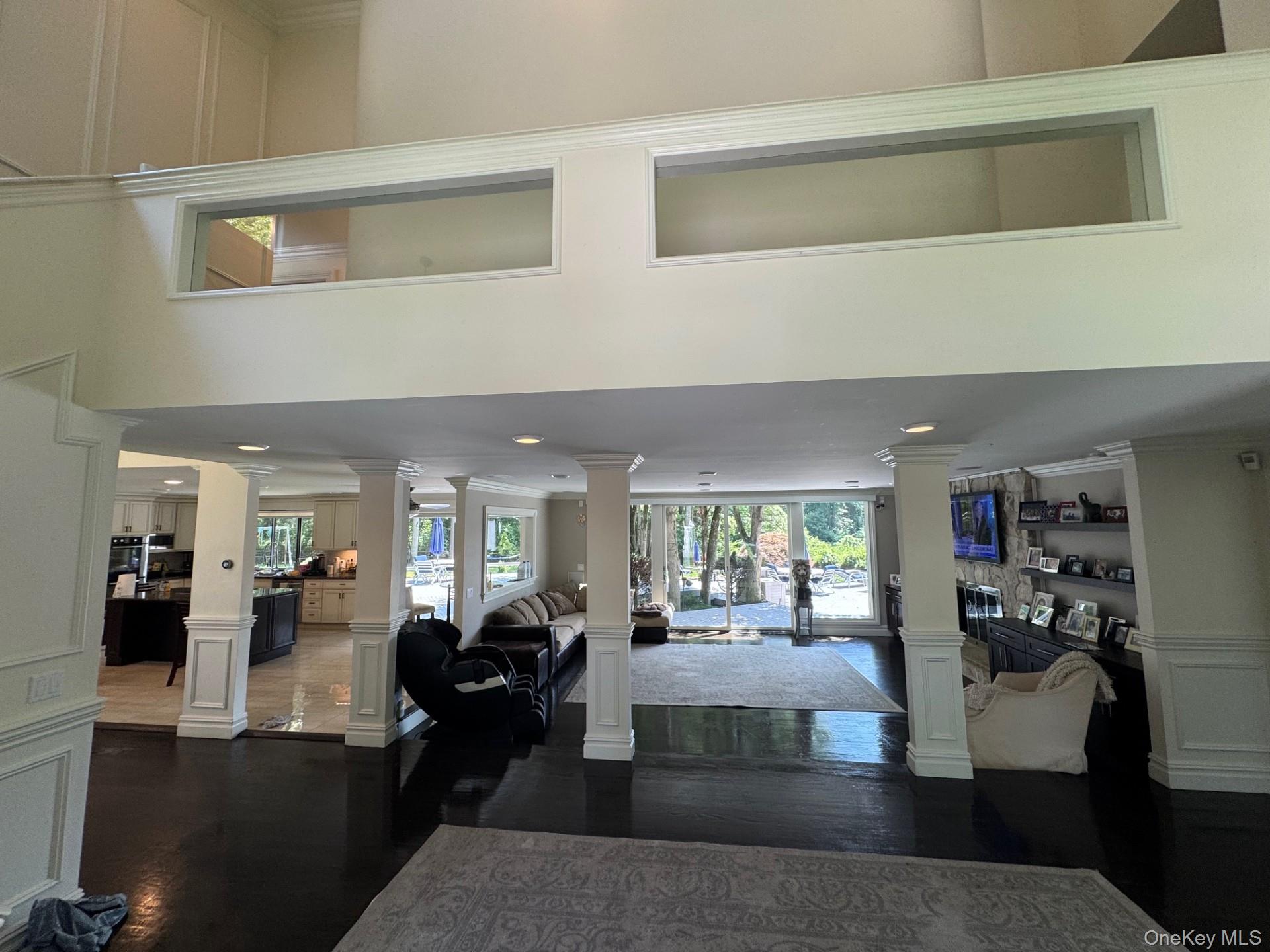 #9 photo, 6 Fox Hunt Court, サフォーク郡 Huntington , NY 11743