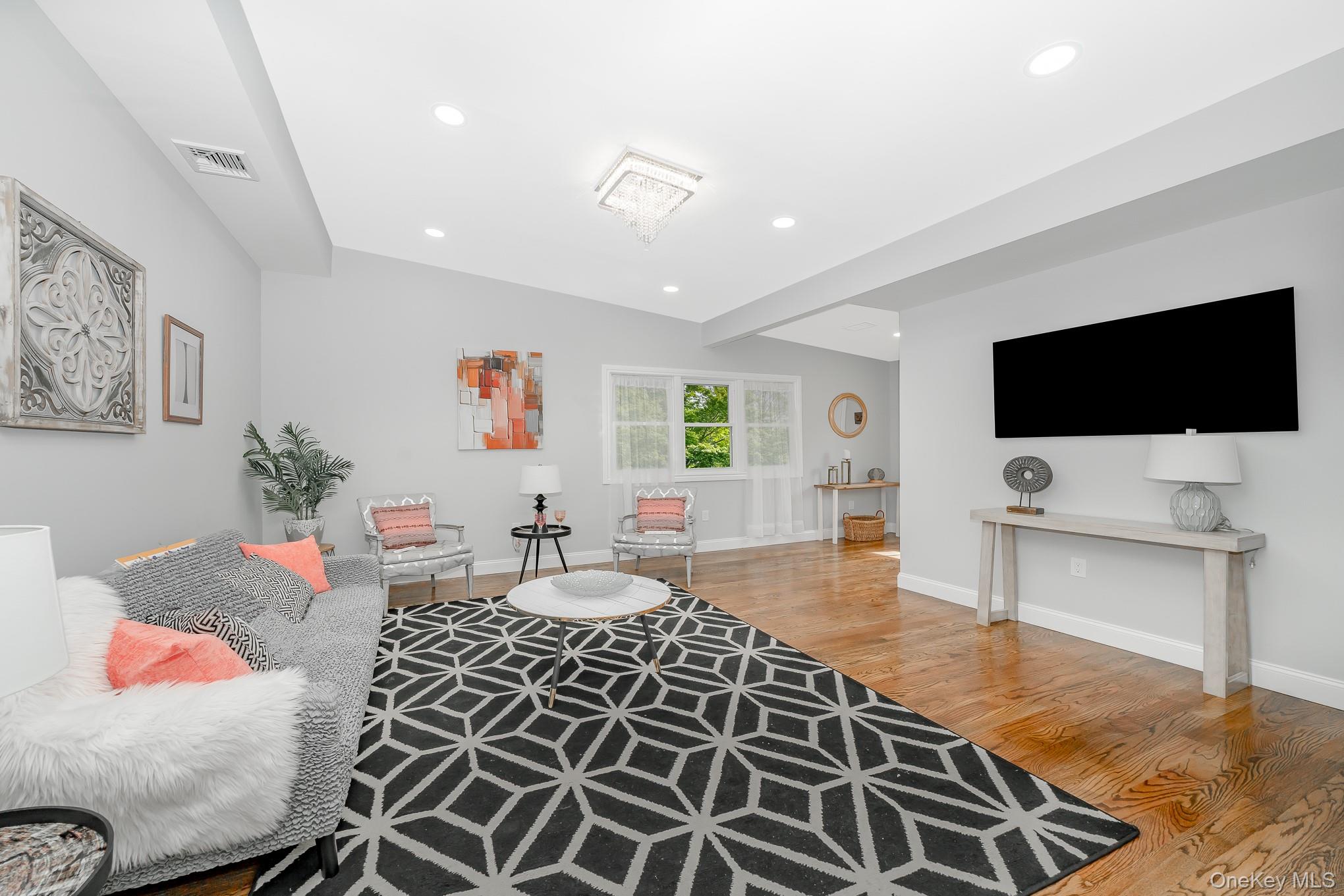 #12 photo, 33 Ball Park Lane, ナッソー郡 Hicksville , NY 11801